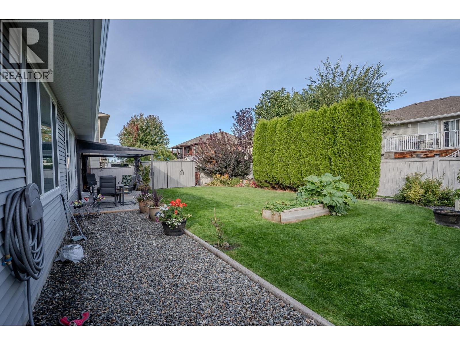 2620 Rosewood Avenue Property Photo 29