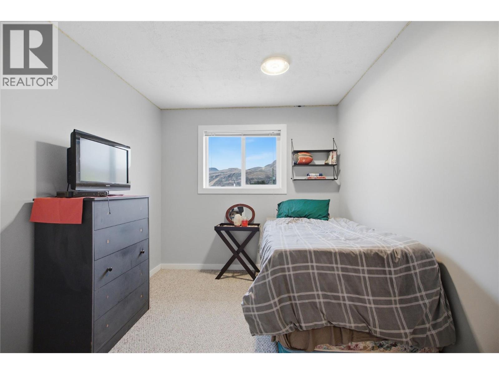 2624 Joyce Avenue Property Photo 28