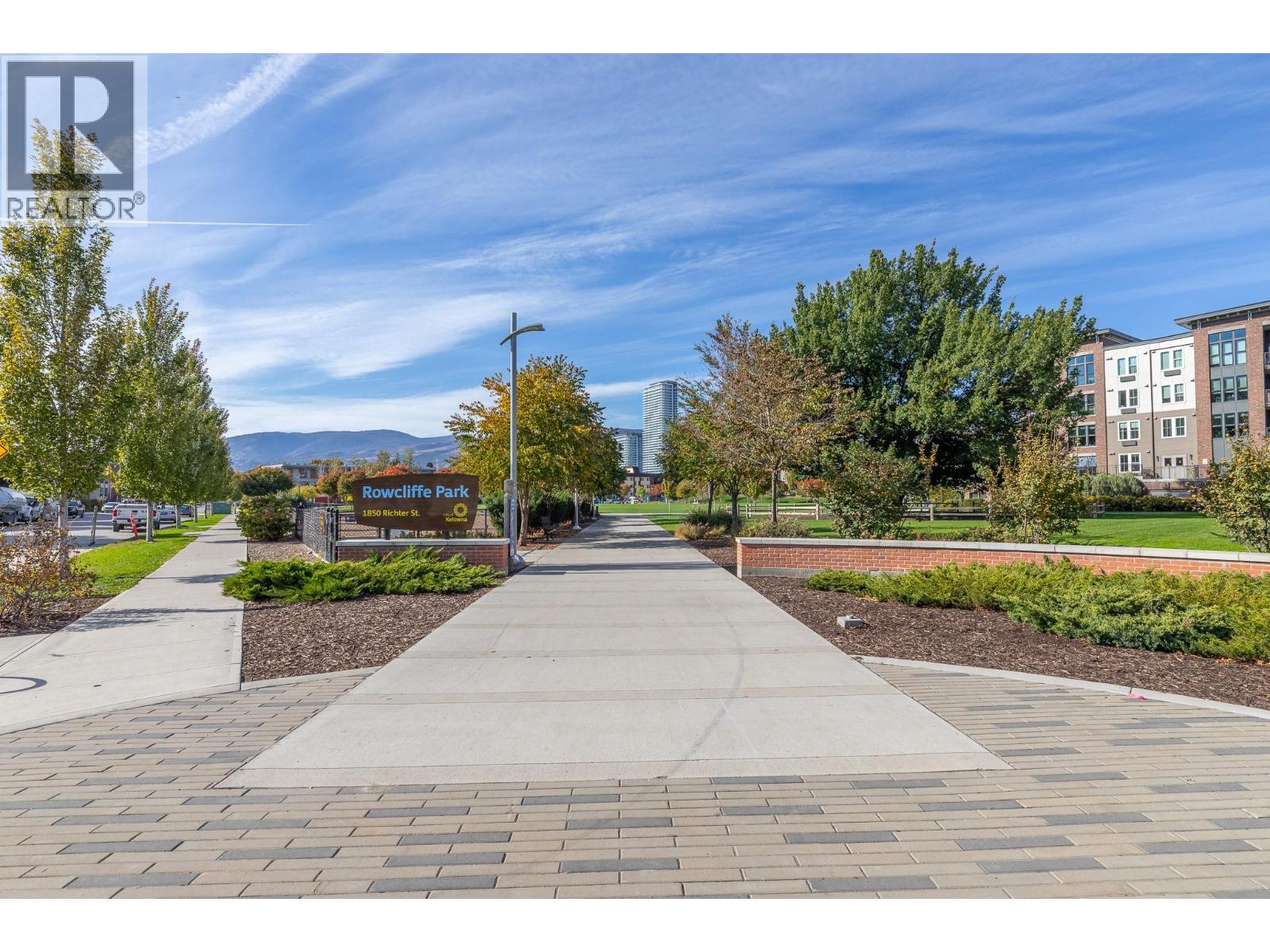 625 Rowcliffe Avenue Unit# 305 Property Photo 35