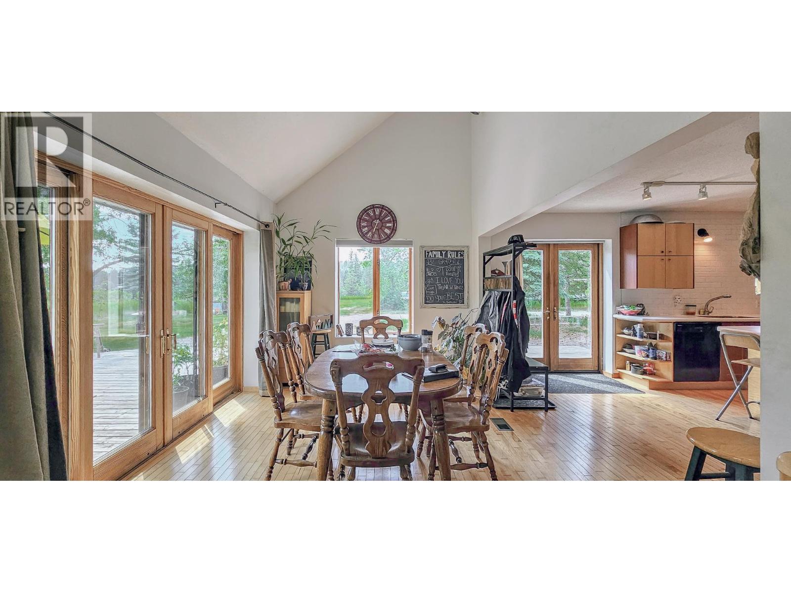 3560 Island Pond Road Property Photo 16
