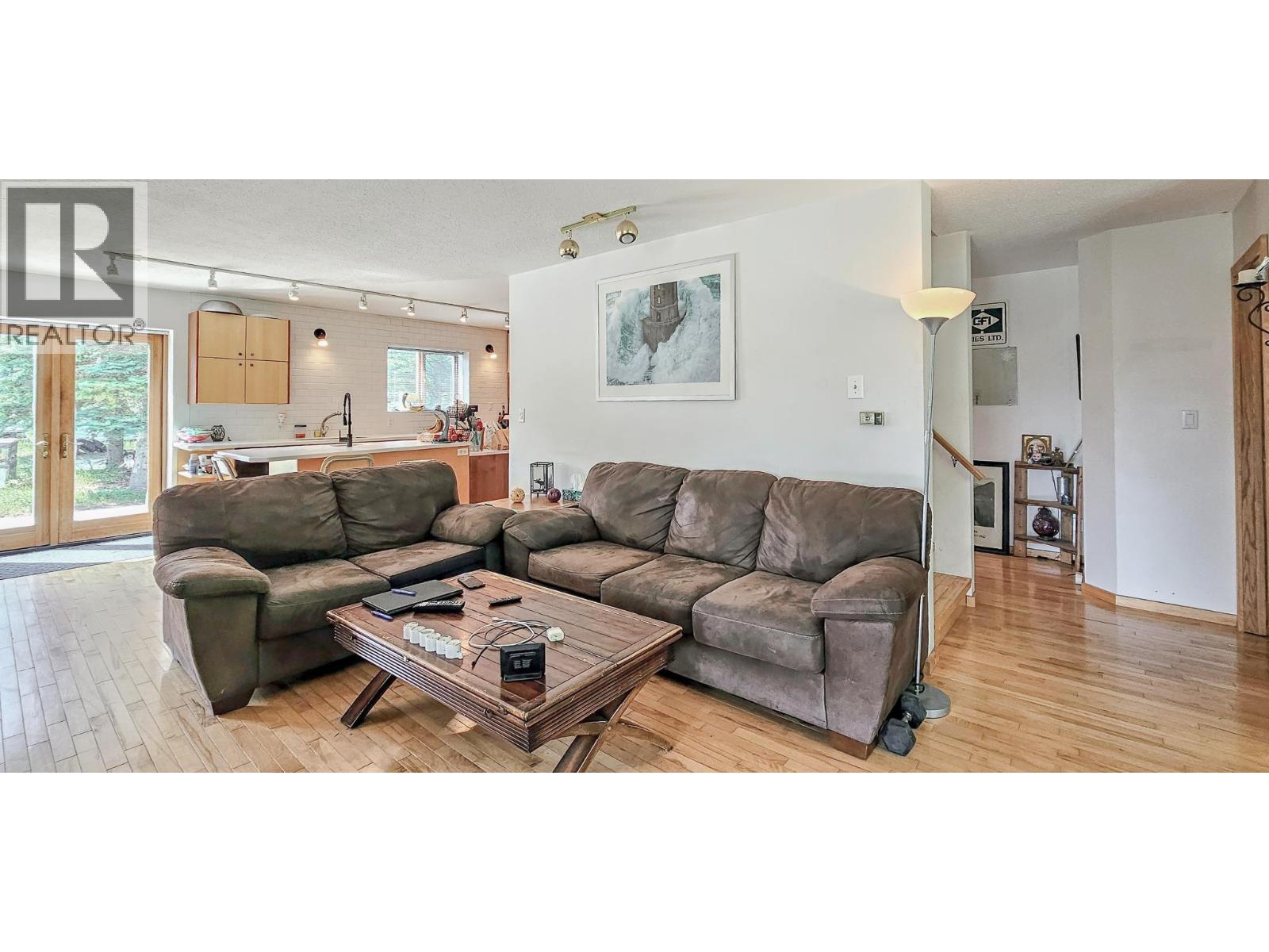3560 Island Pond Road Property Photo 25