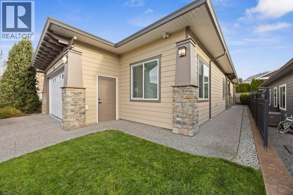 2085 Clover Drive Property Photo 5