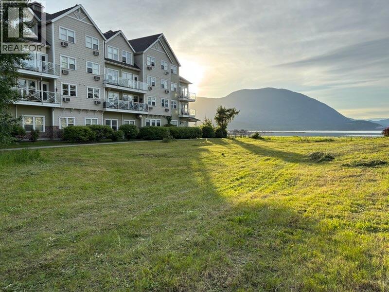 721 Harbourfront Drive Property Photo 1