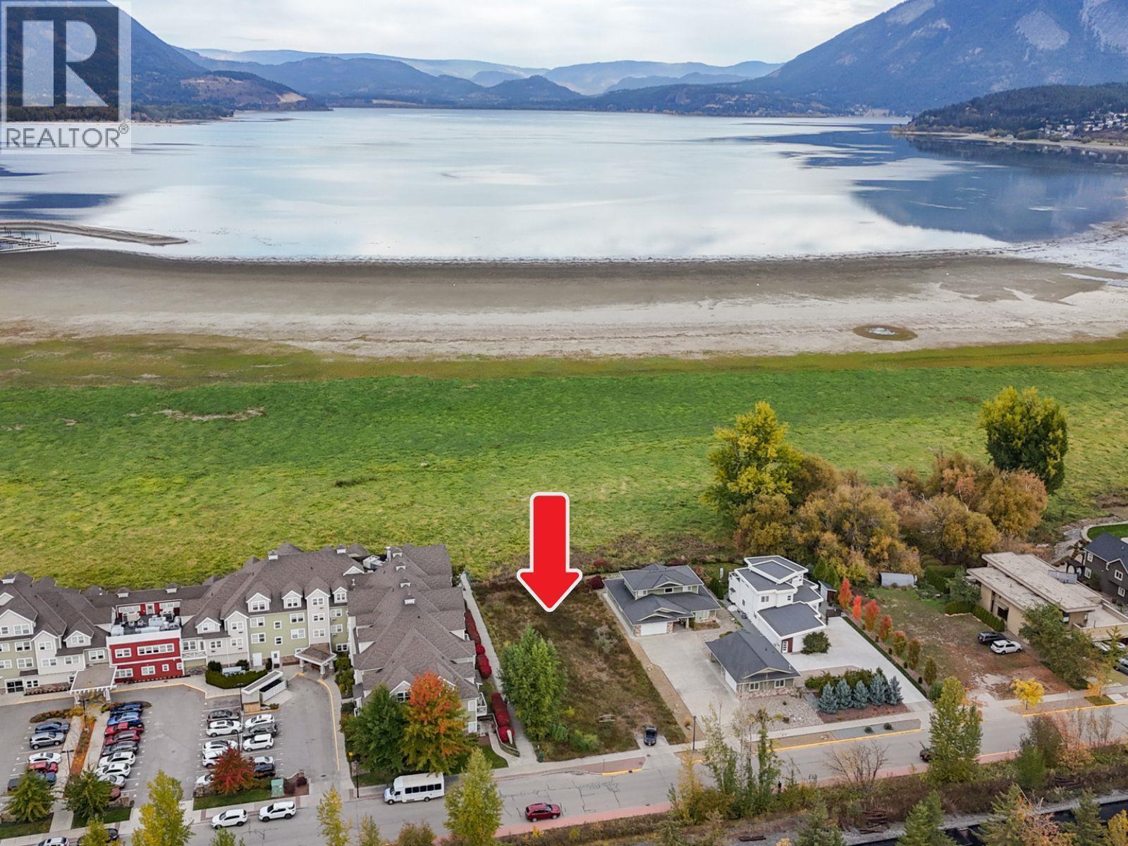 721 Harbourfront Drive Property Photo 2