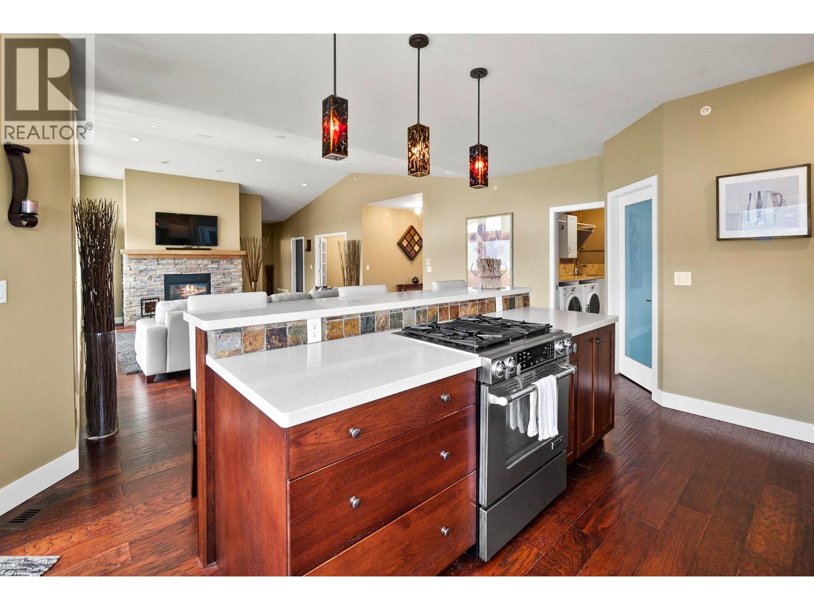 13938 Moberly Road Property Photo 19