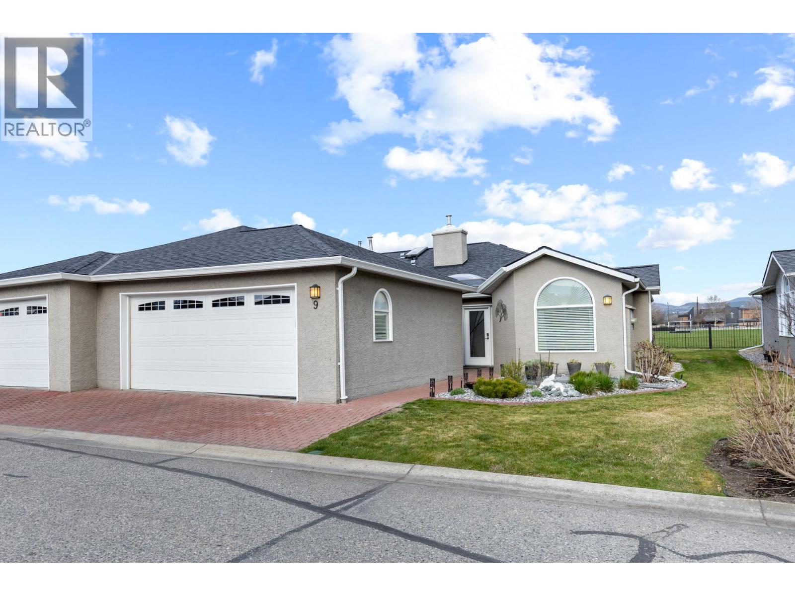 1020 Lanfranco Road Unit# 9 Photo de la propriété 1