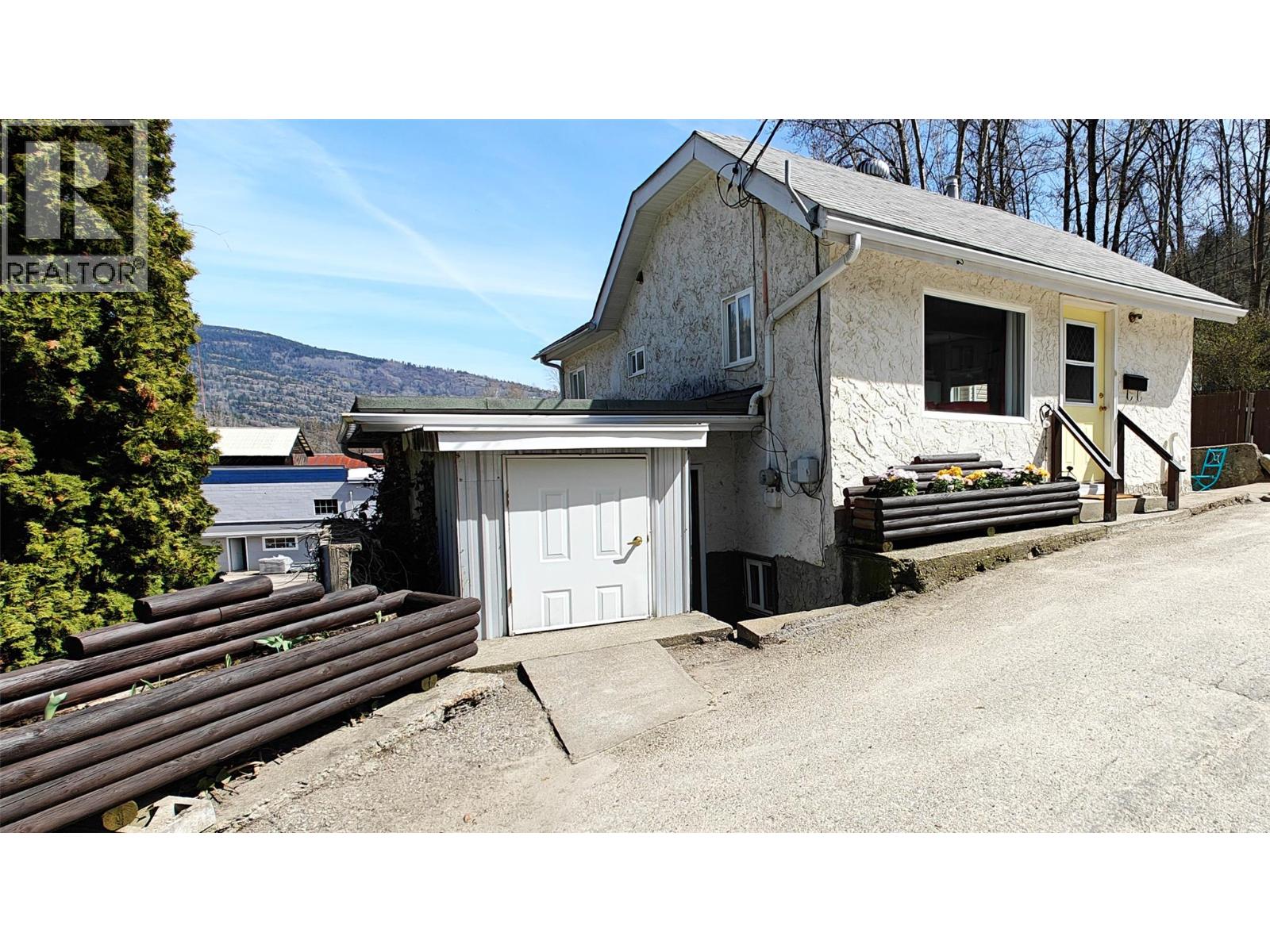 521 Turner Street Property Photo 1