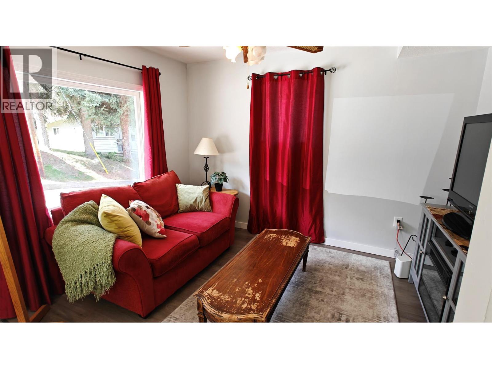521 Turner Street Property Photo 8
