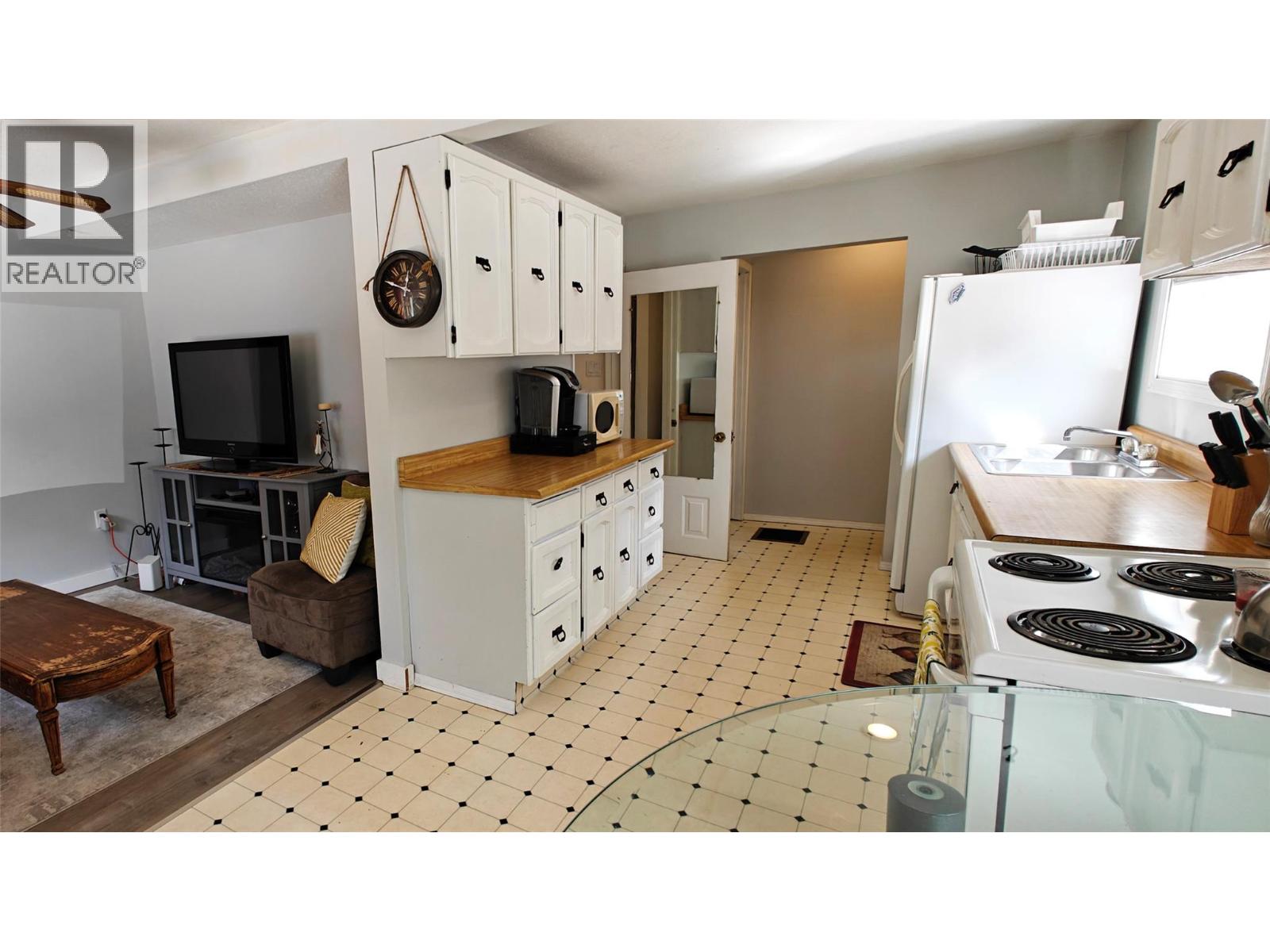 521 Turner Street Property Photo 12