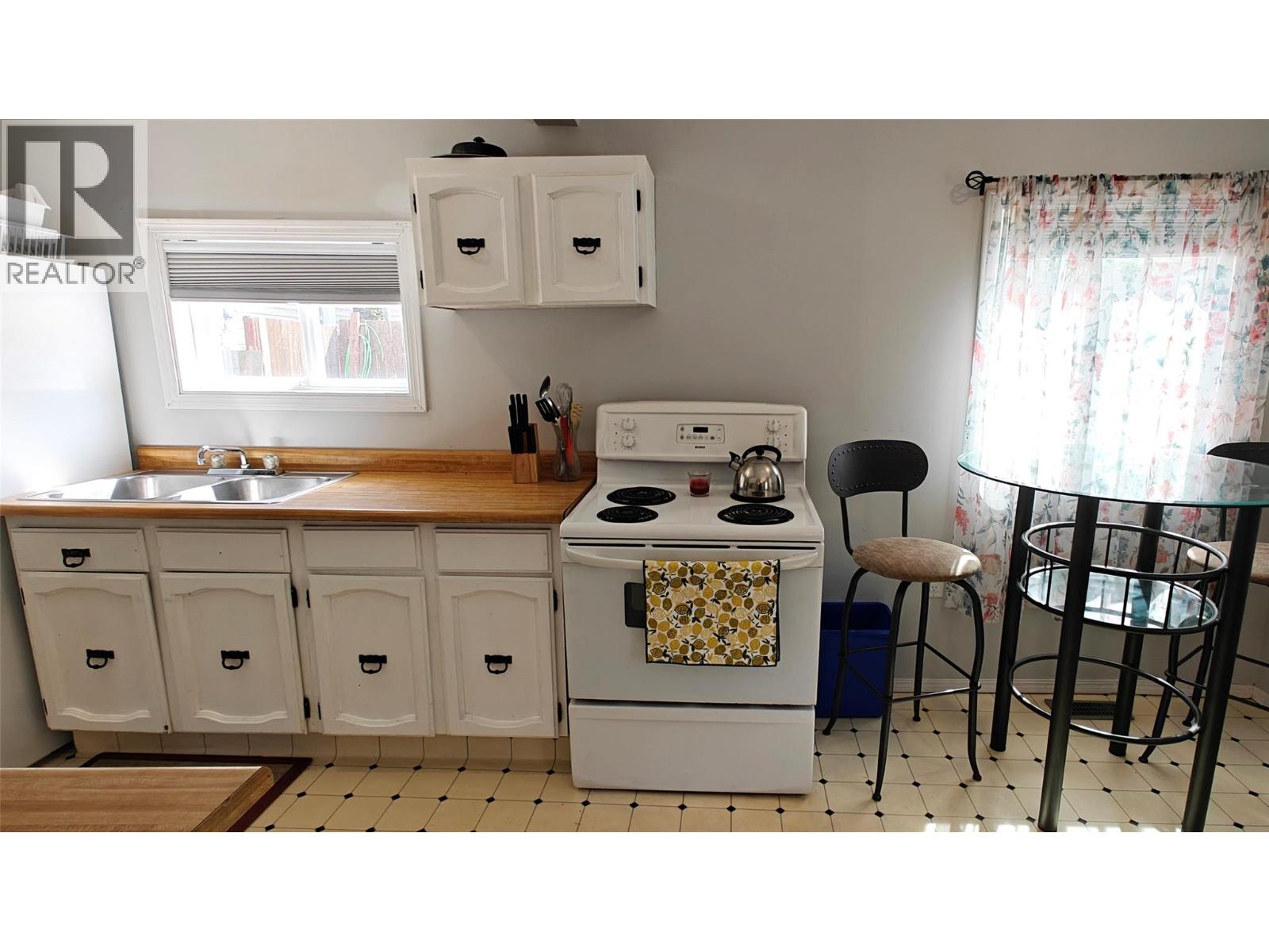 521 Turner Street Property Photo 14