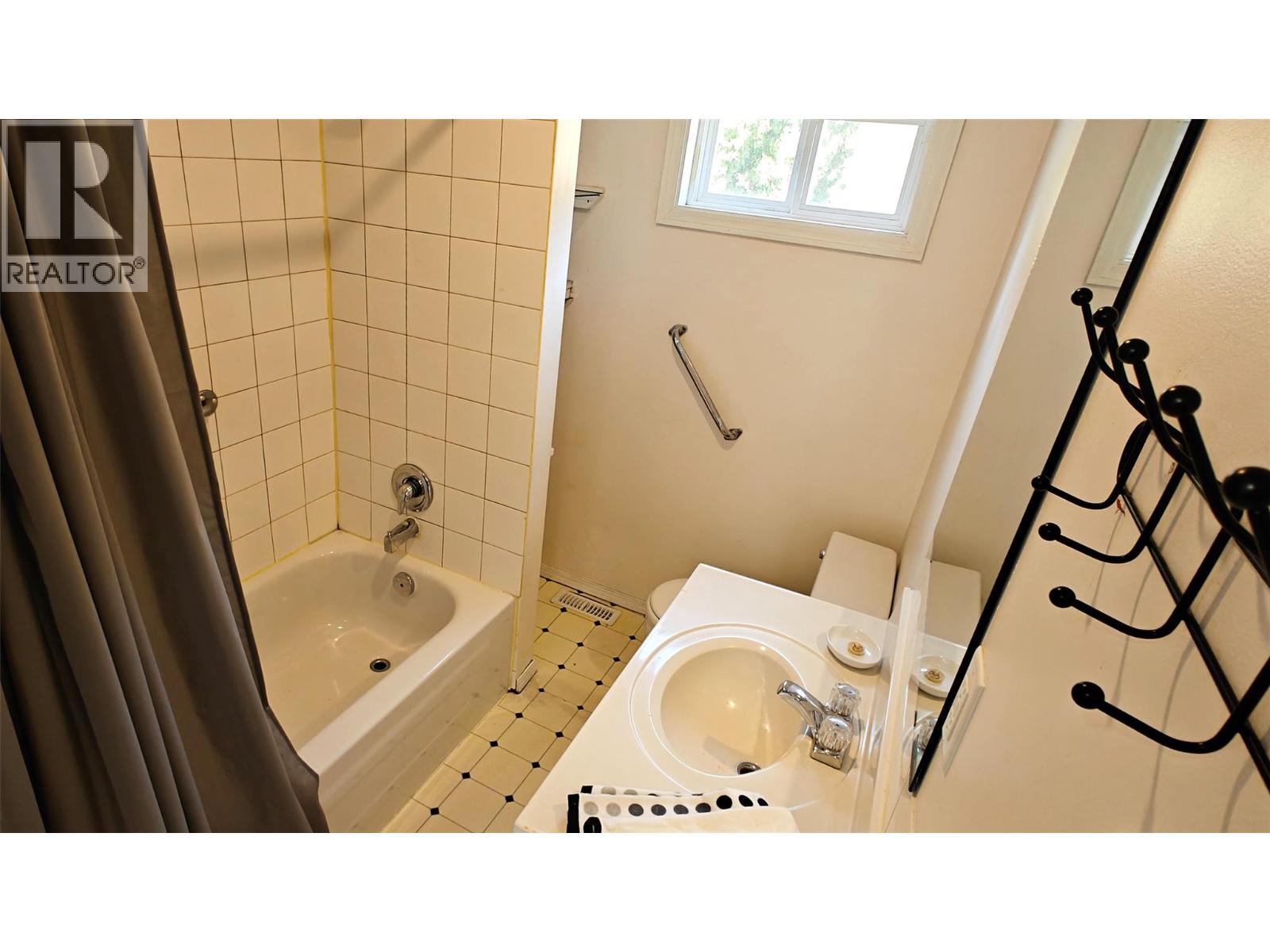 521 Turner Street Property Photo 19