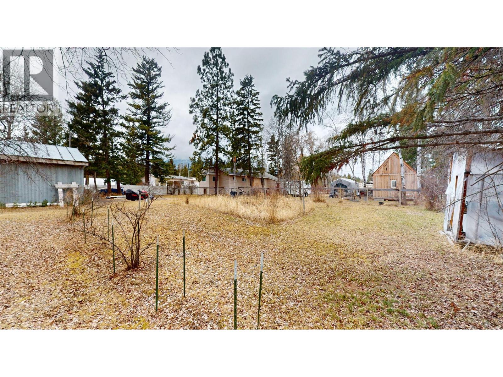 4747 Willow Avenue Property Photo 38