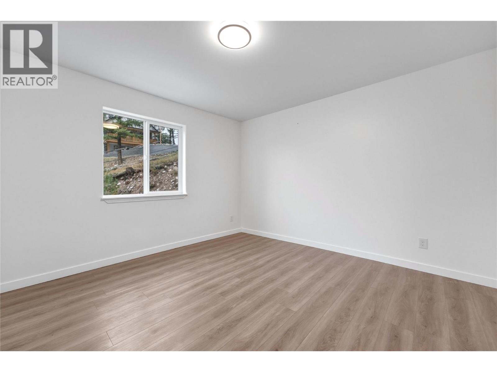 10824 Westshore Road Property Photo 14