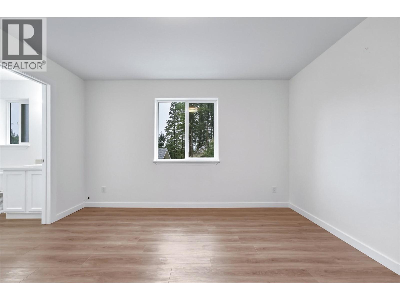 10824 Westshore Road Property Photo 15