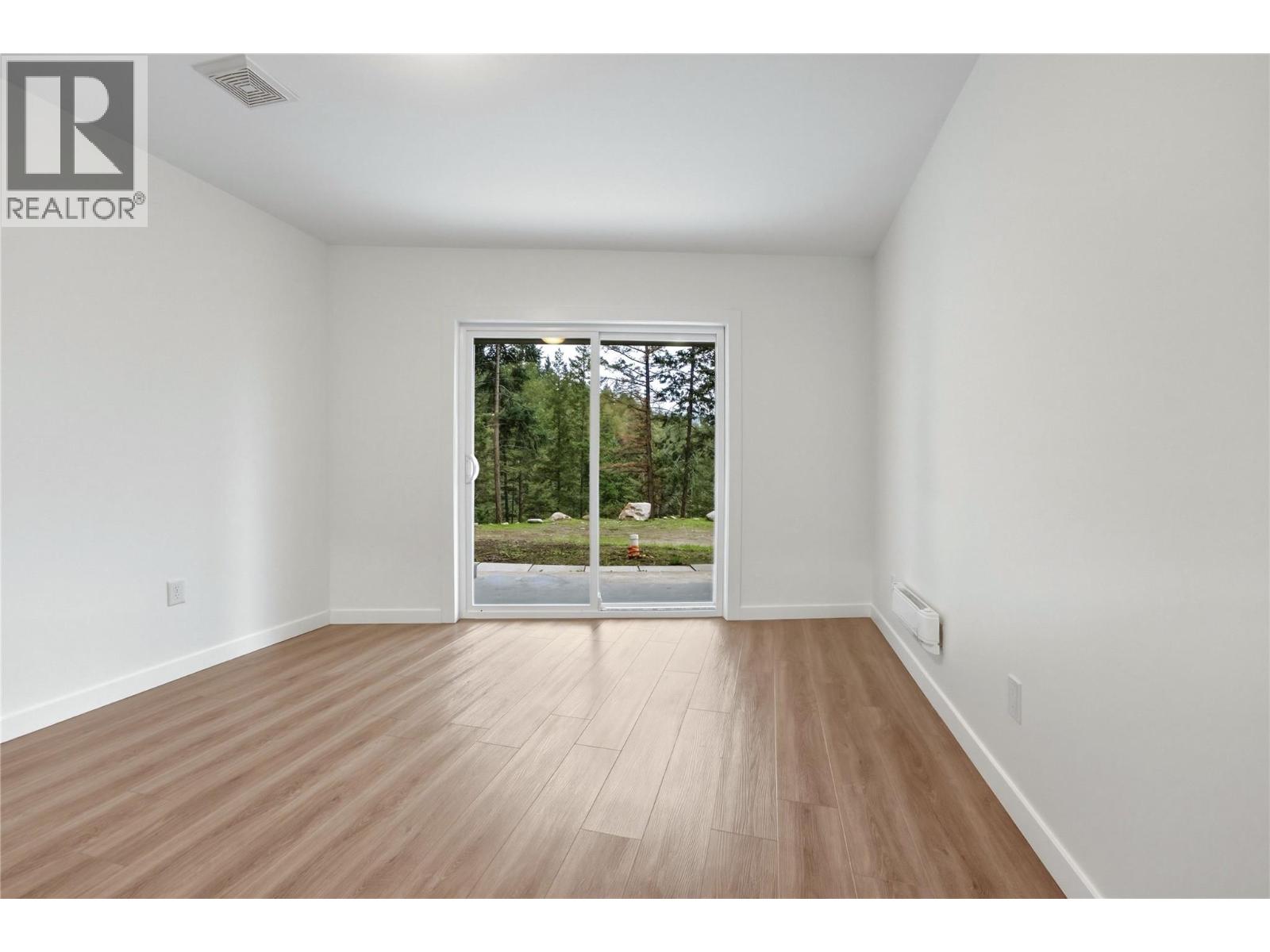 10824 Westshore Road Property Photo 27