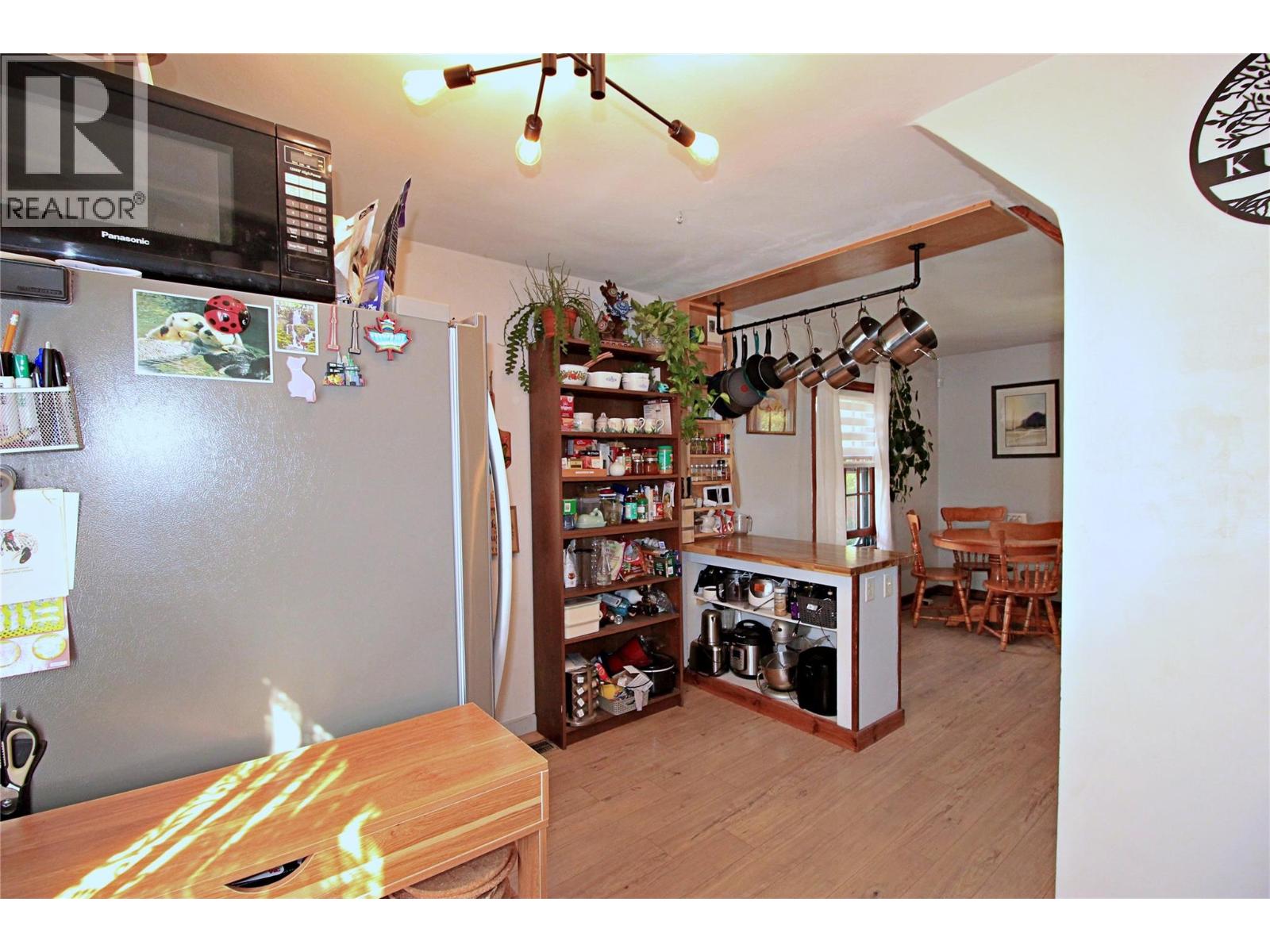 865 Kipling Street Property Photo 4