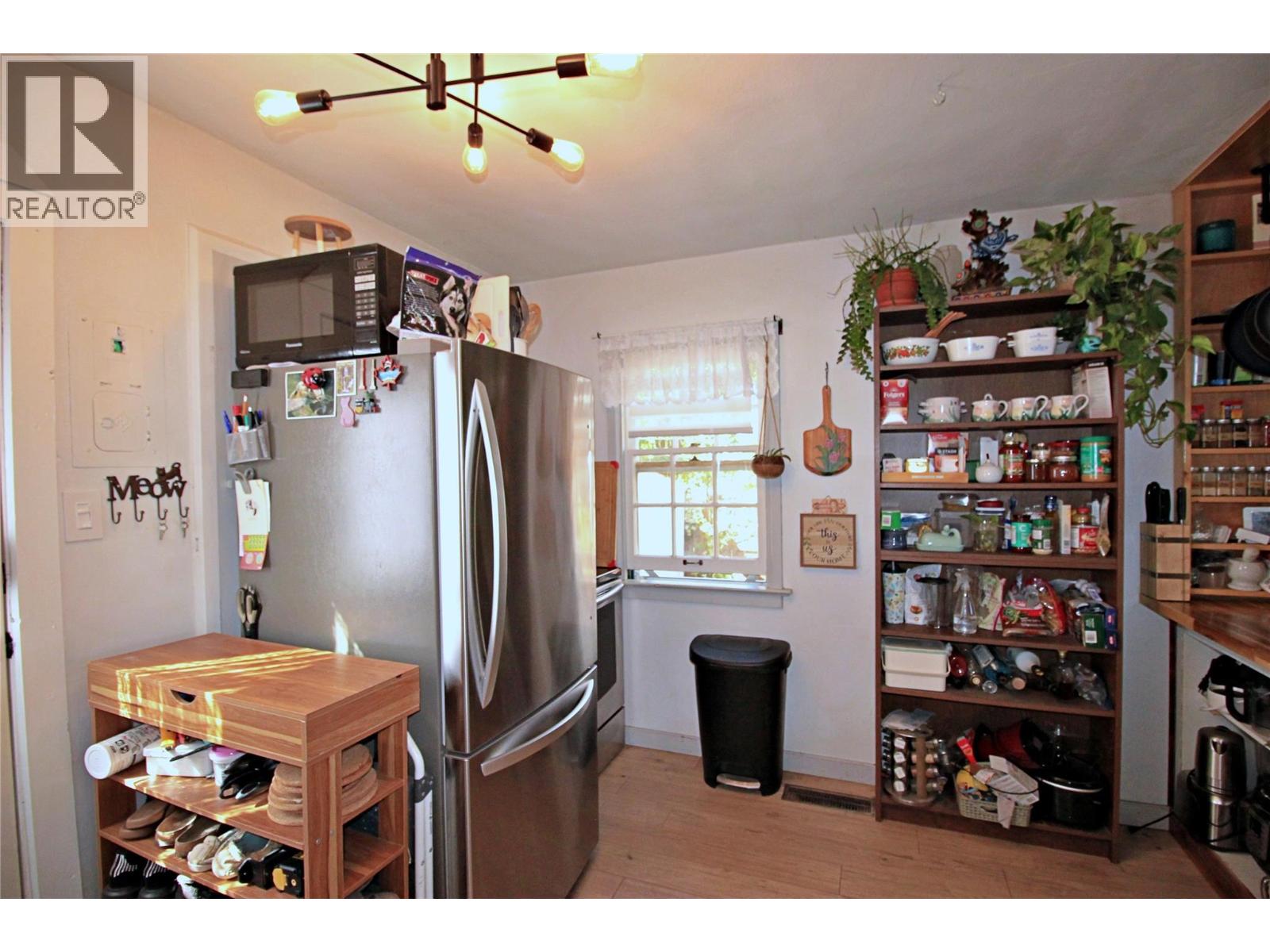 865 Kipling Street Property Photo 8