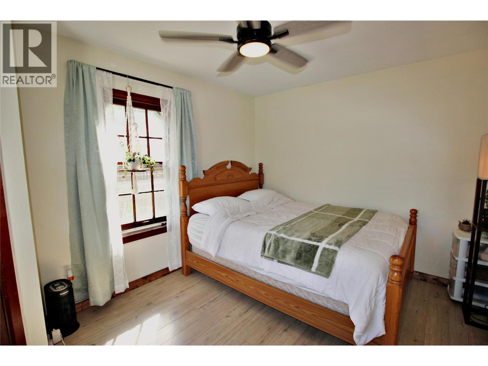 865 Kipling Street Property Photo 10