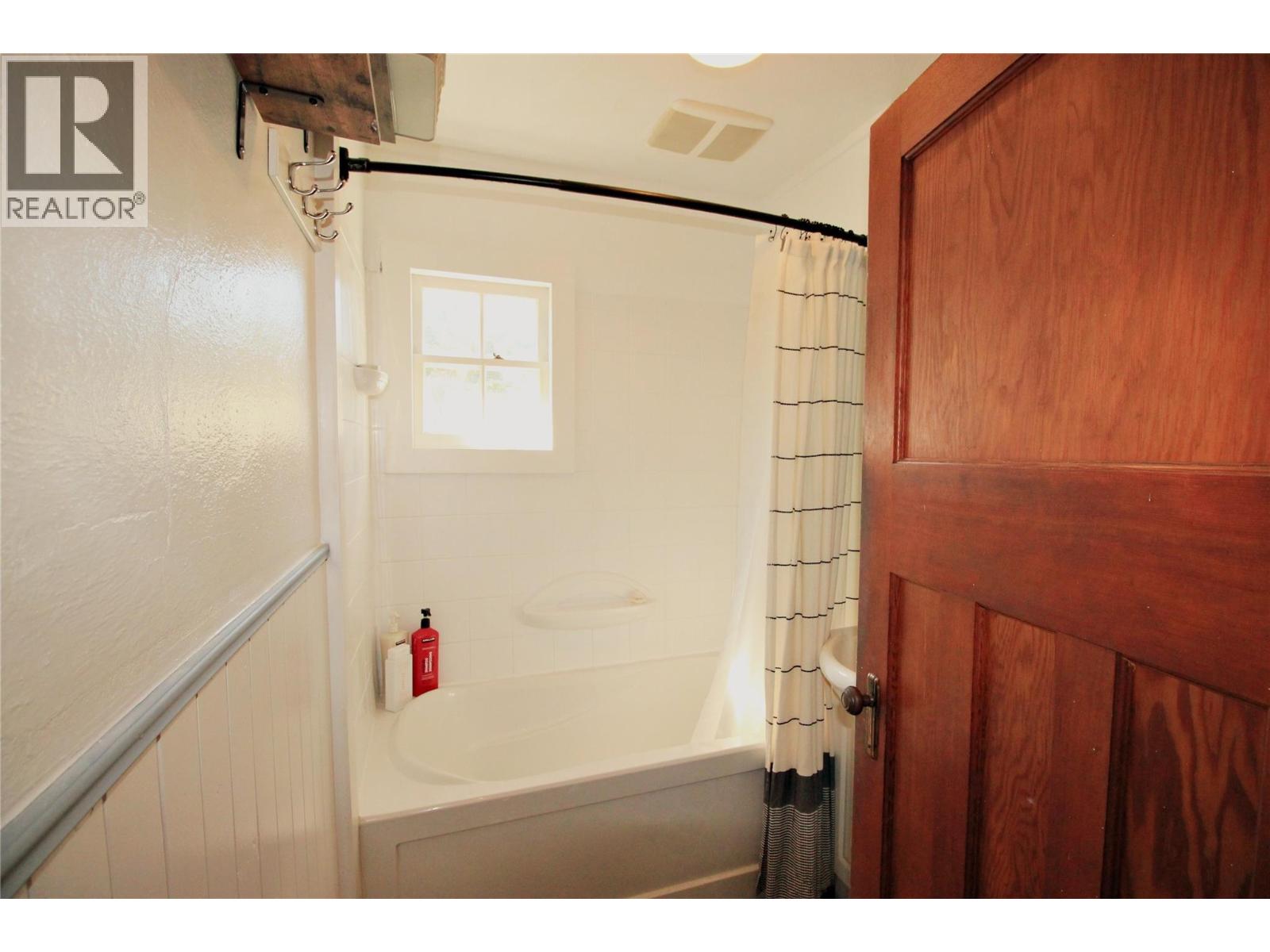 865 Kipling Street Property Photo 12