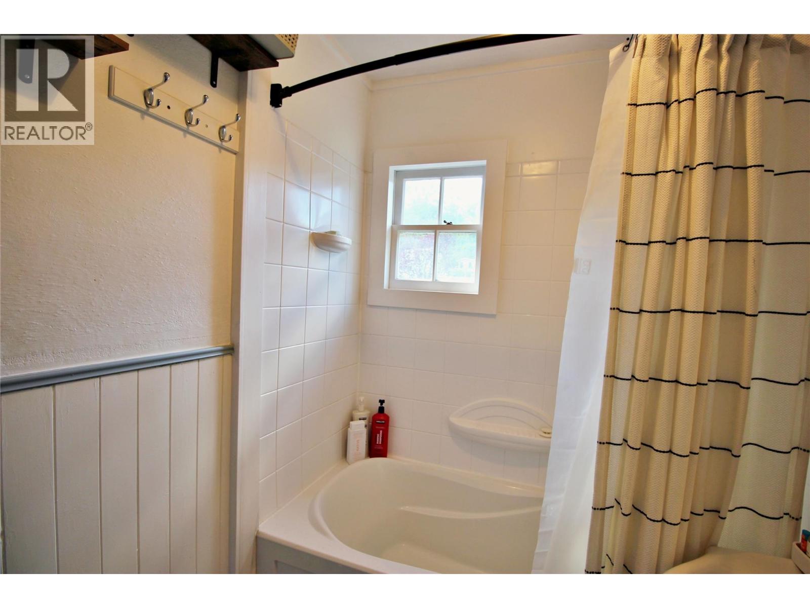 865 Kipling Street Property Photo 14