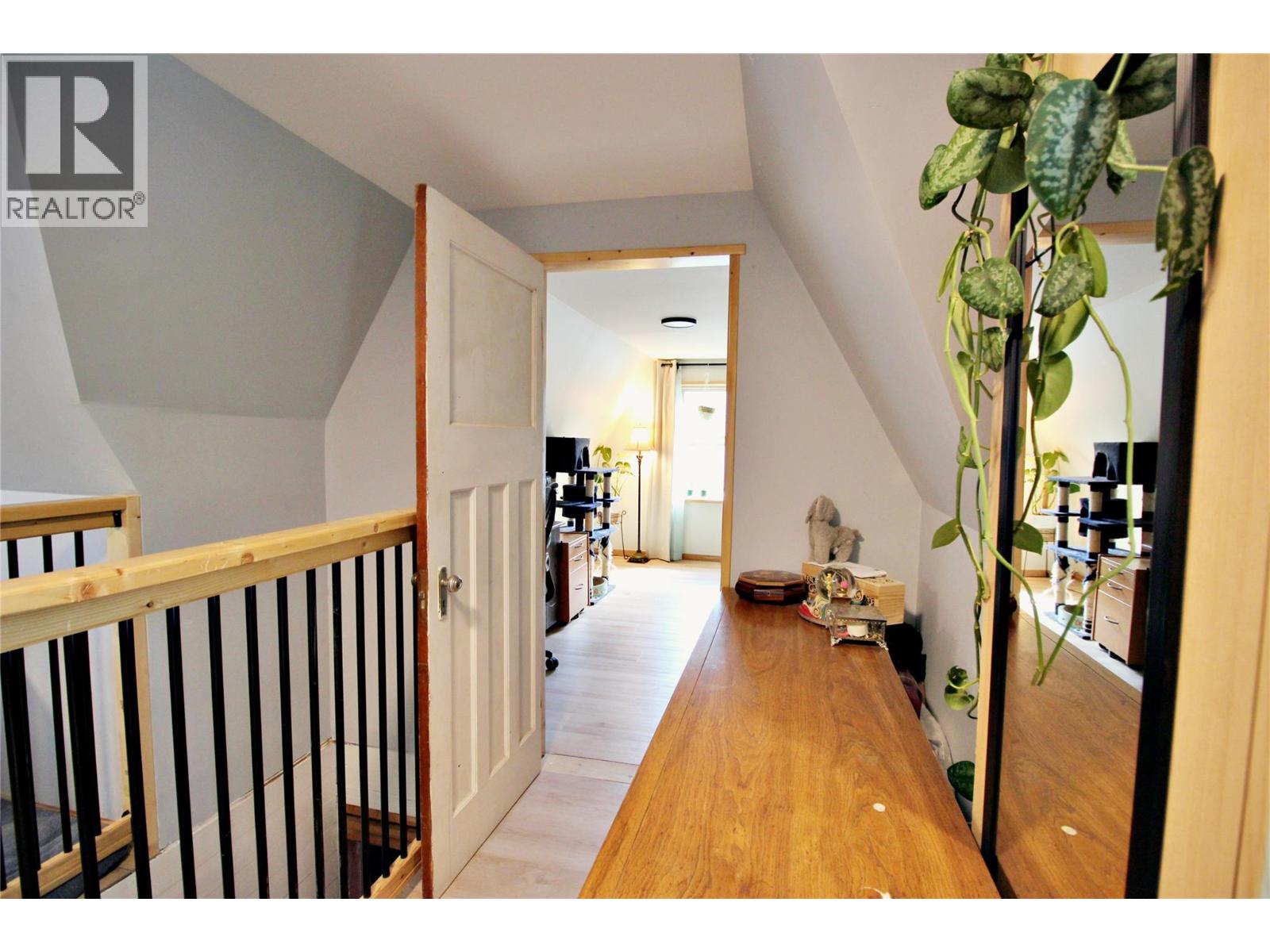 865 Kipling Street Property Photo 18