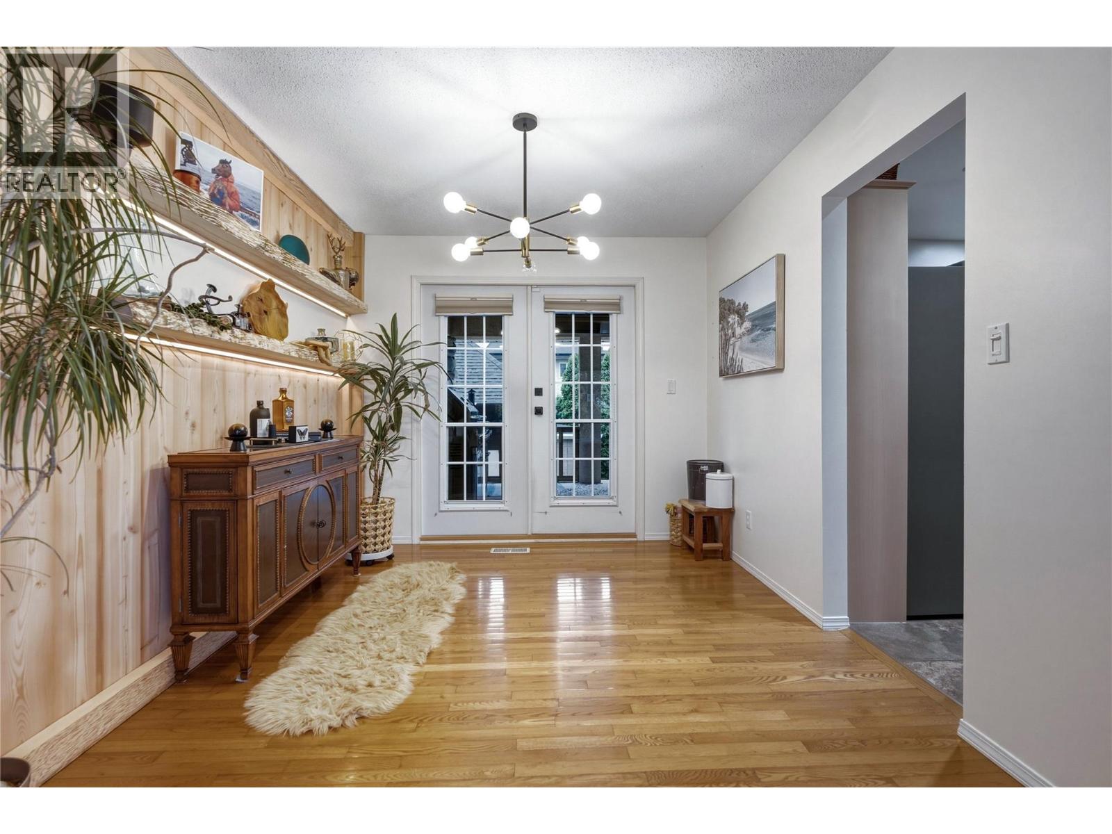 1206 39b Avenue Property Photo 20