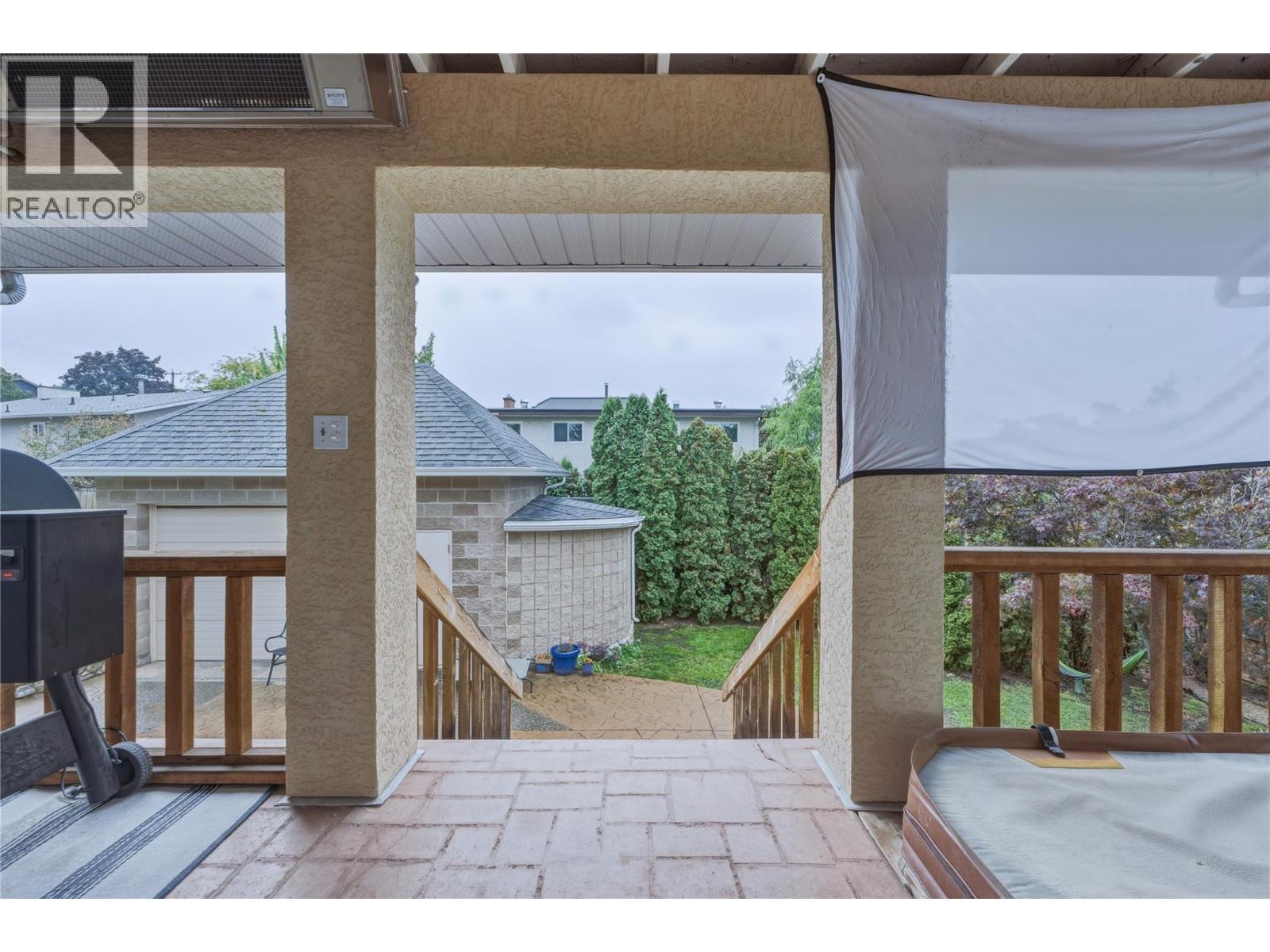 1206 39b Avenue Property Photo 28