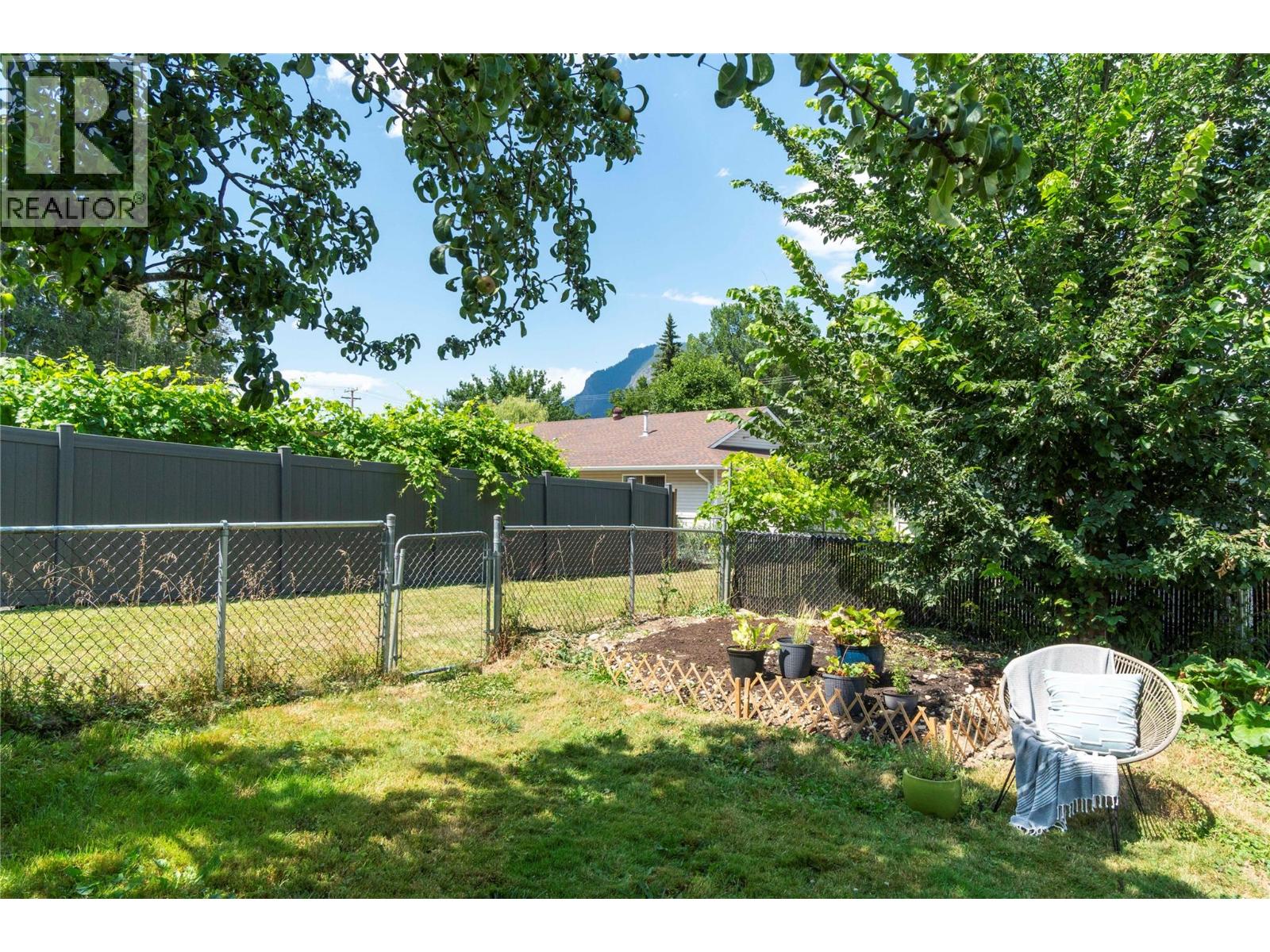 5131 69 Avenue Ne Property Photo 33