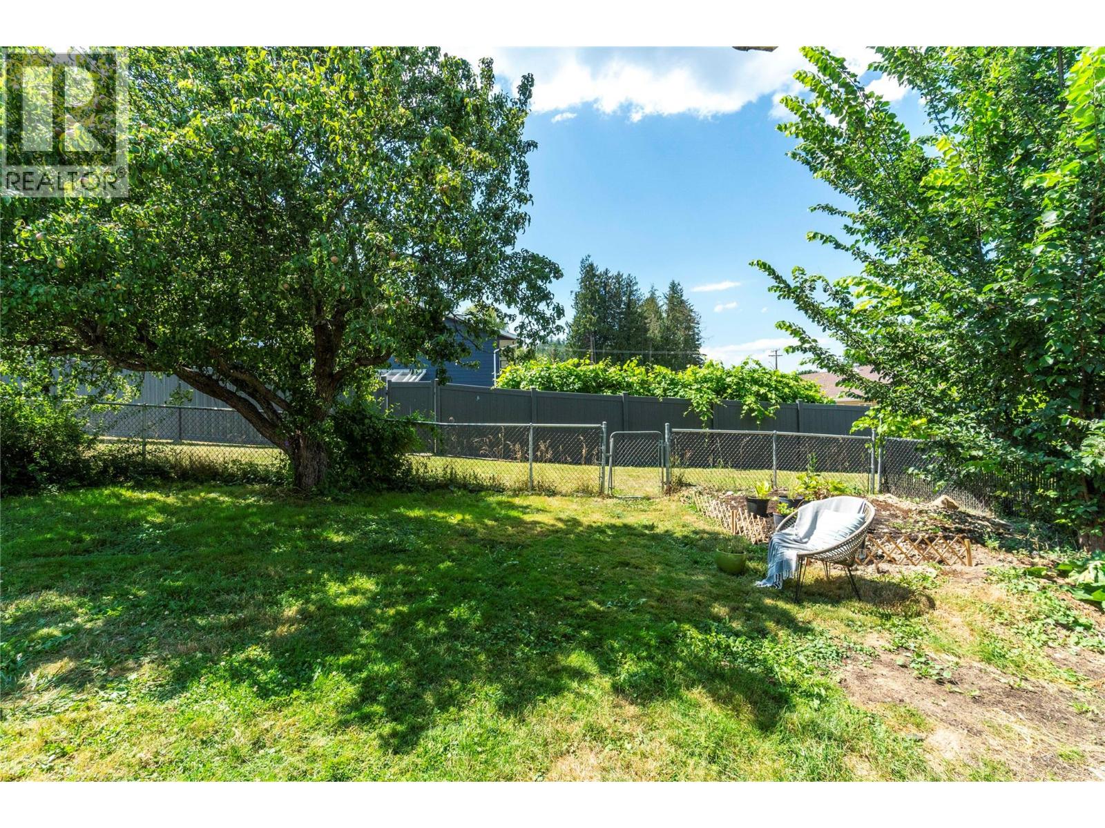 5131 69 Avenue Ne Property Photo 34