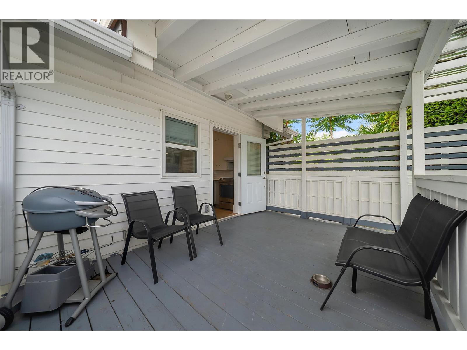 597 Eckhardt Avenue E Property Photo 13