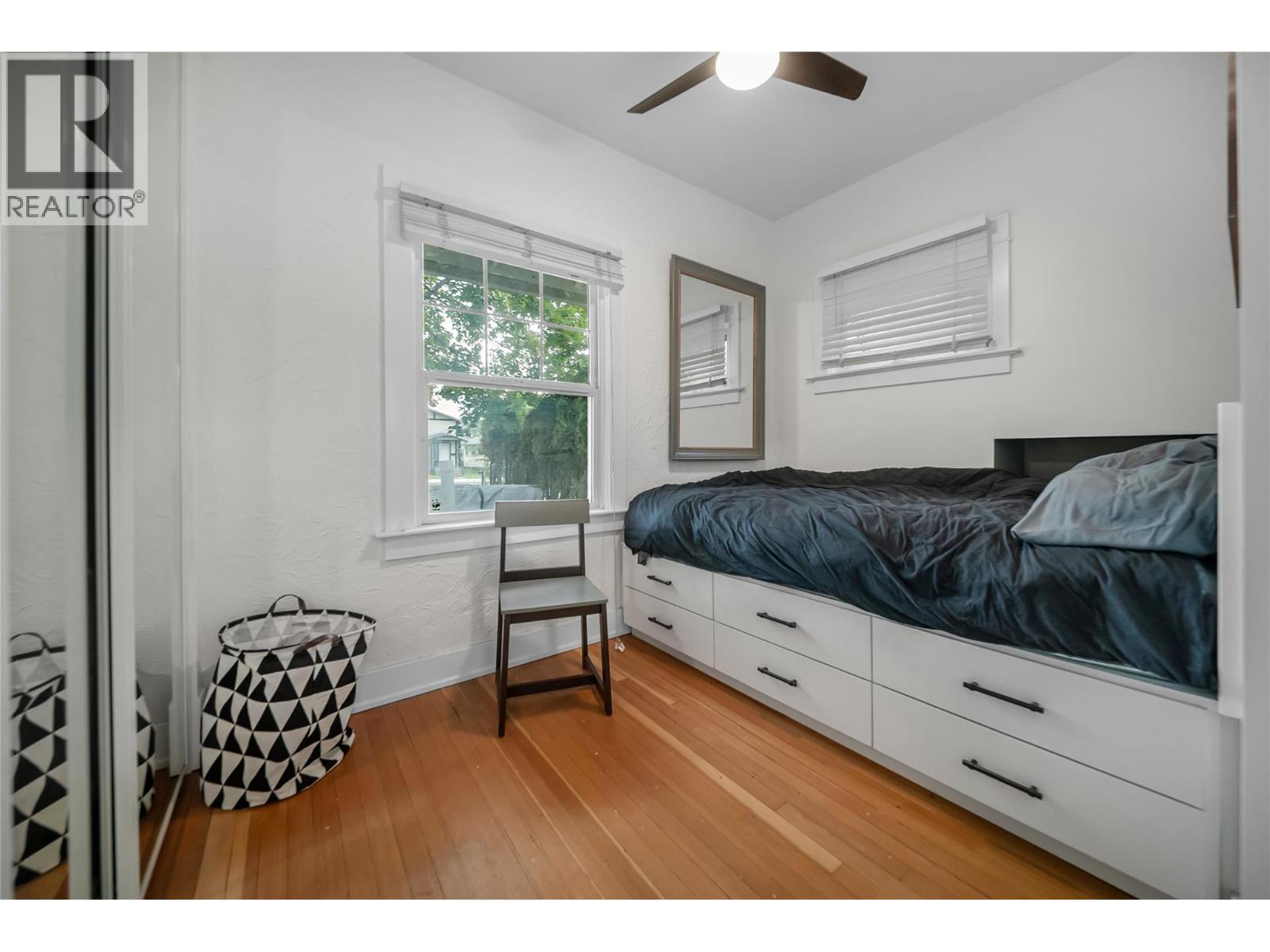 597 Eckhardt Avenue E Property Photo 19