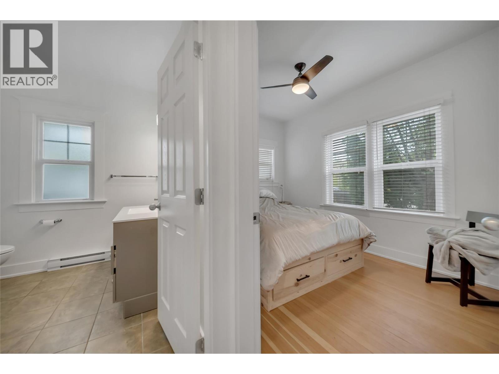 597 Eckhardt Avenue E Property Photo 26