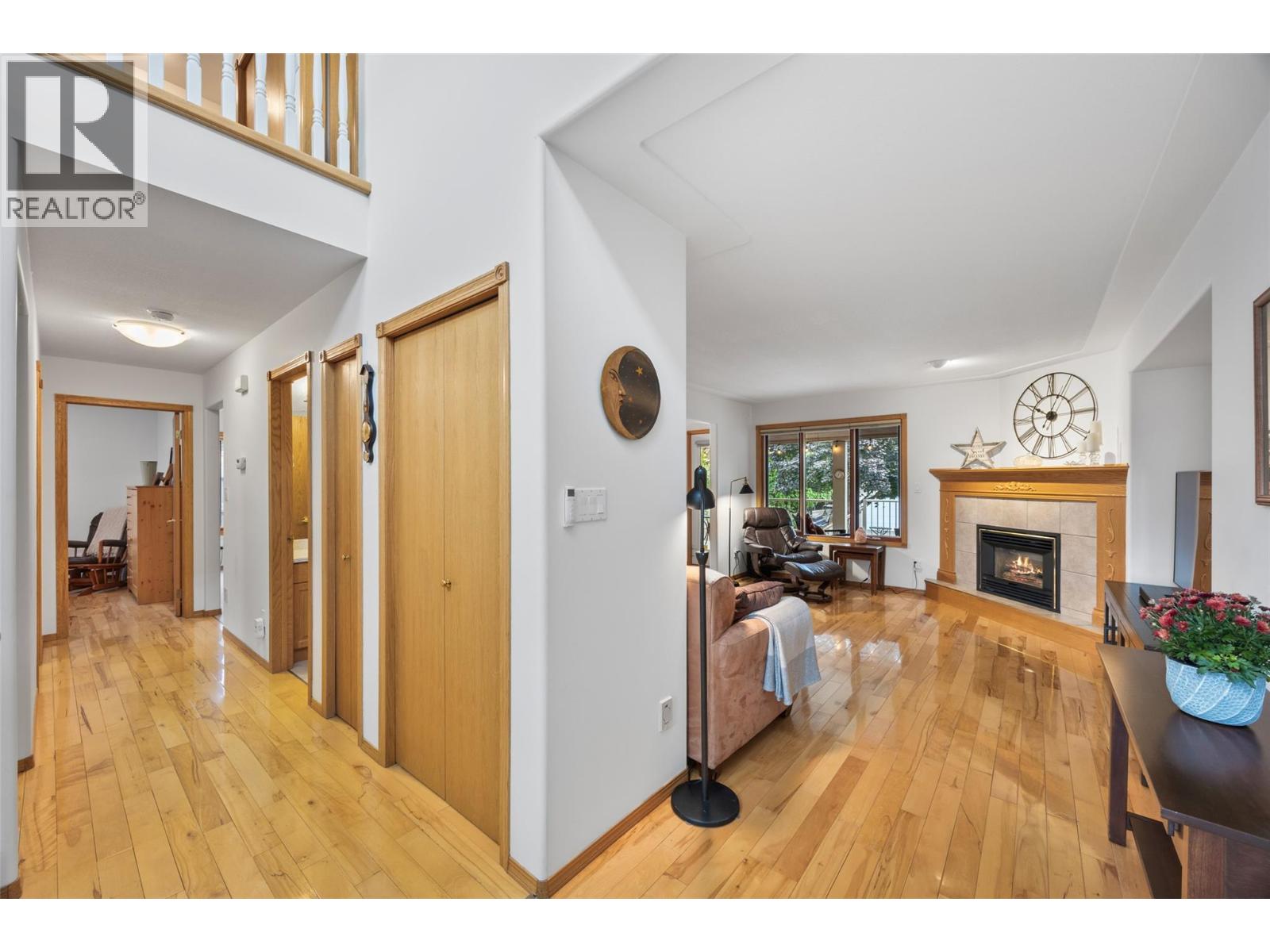 780 Huntington Drive Property Photo 3