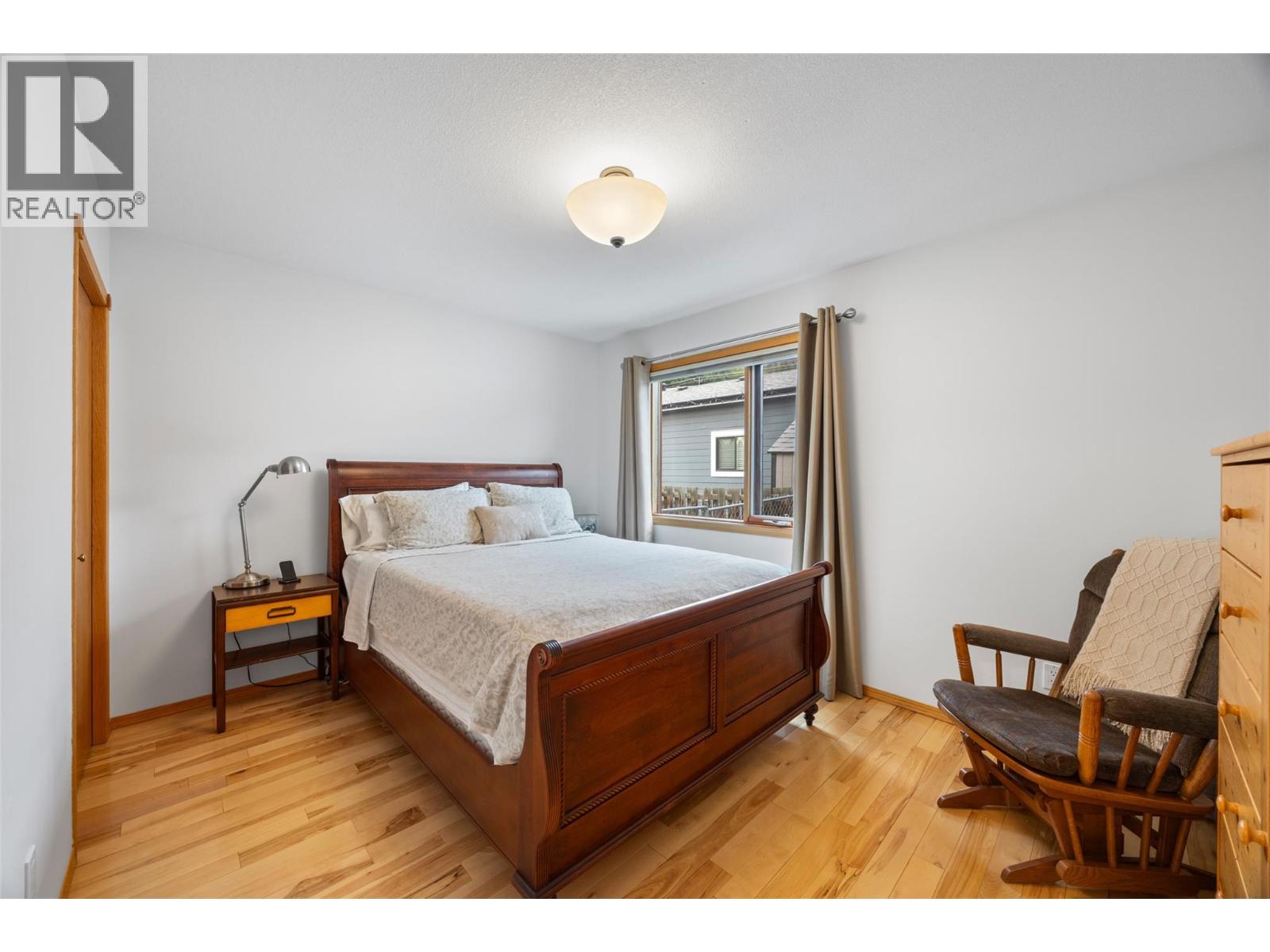 780 Huntington Drive Property Photo 15