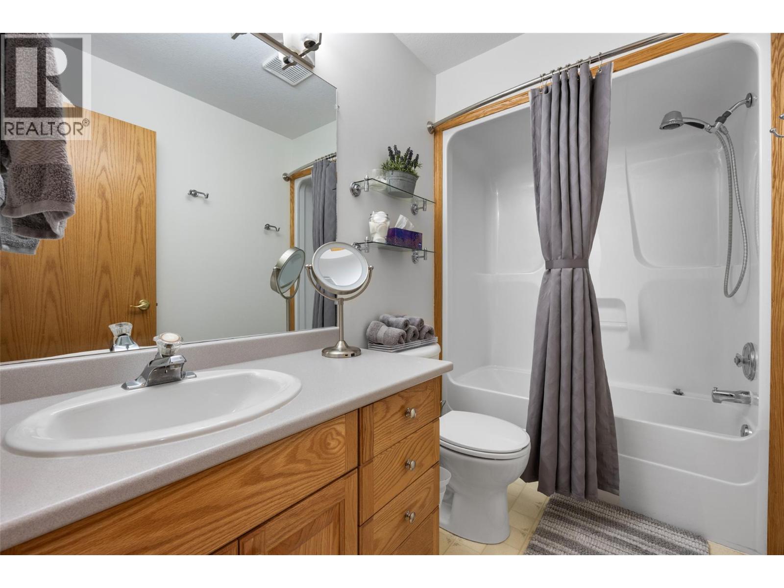 780 Huntington Drive Property Photo 25