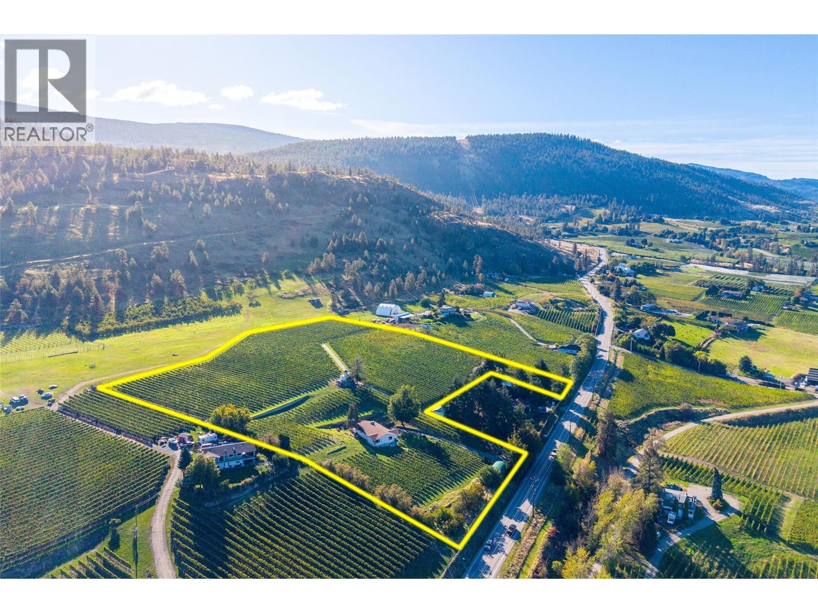 1056 Naramata Road Property Photo 2