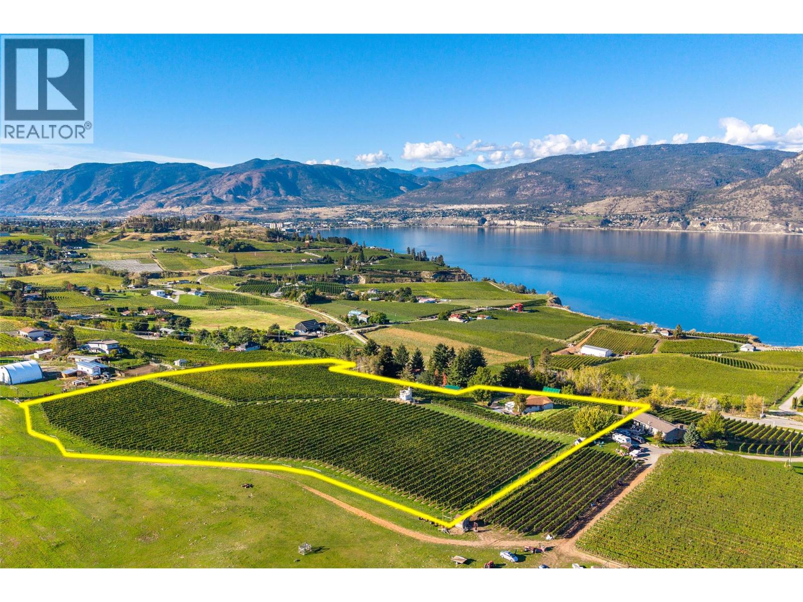1056 Naramata Road Property Photo 4