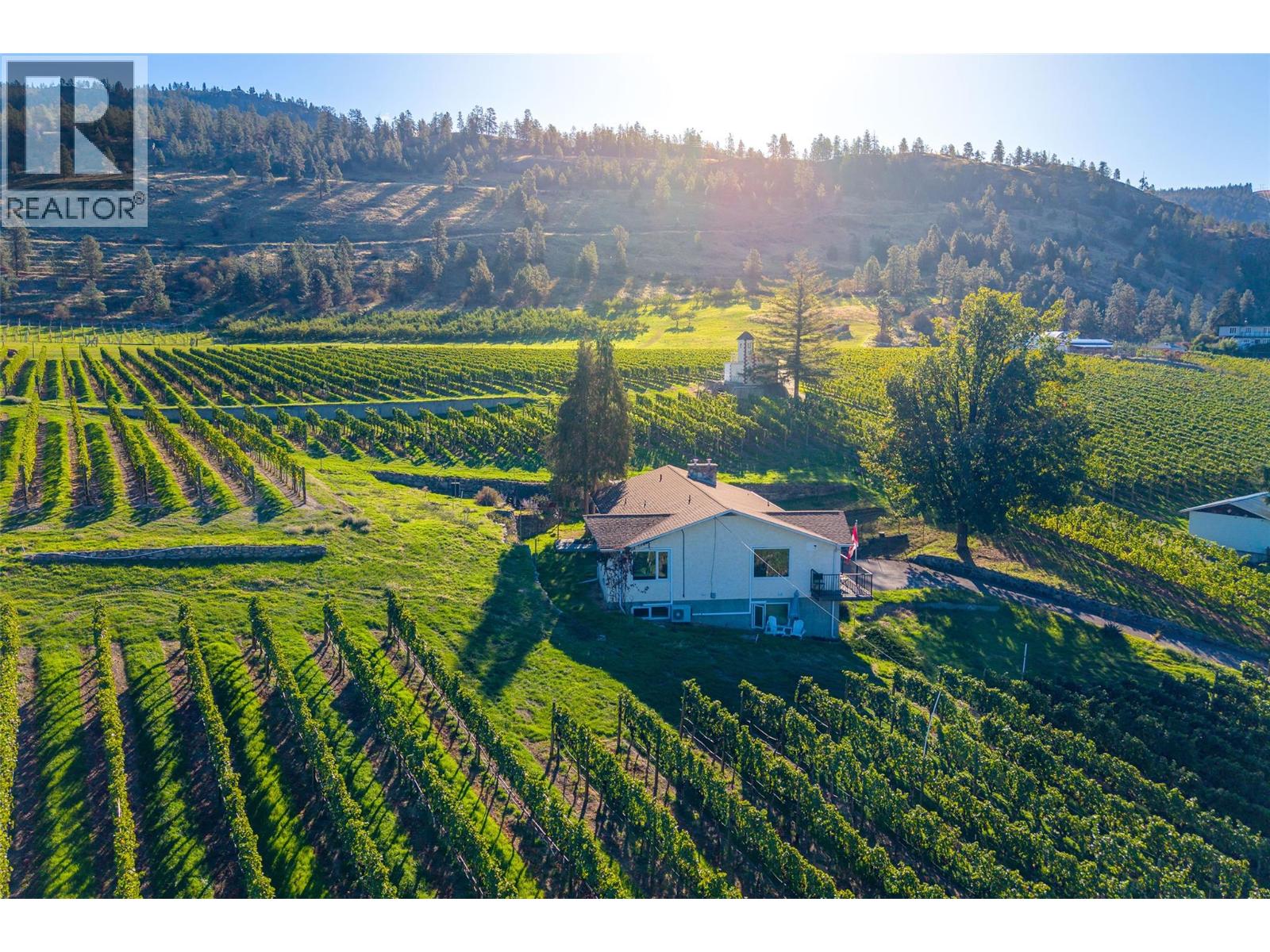 1056 Naramata Road Property Photo 8