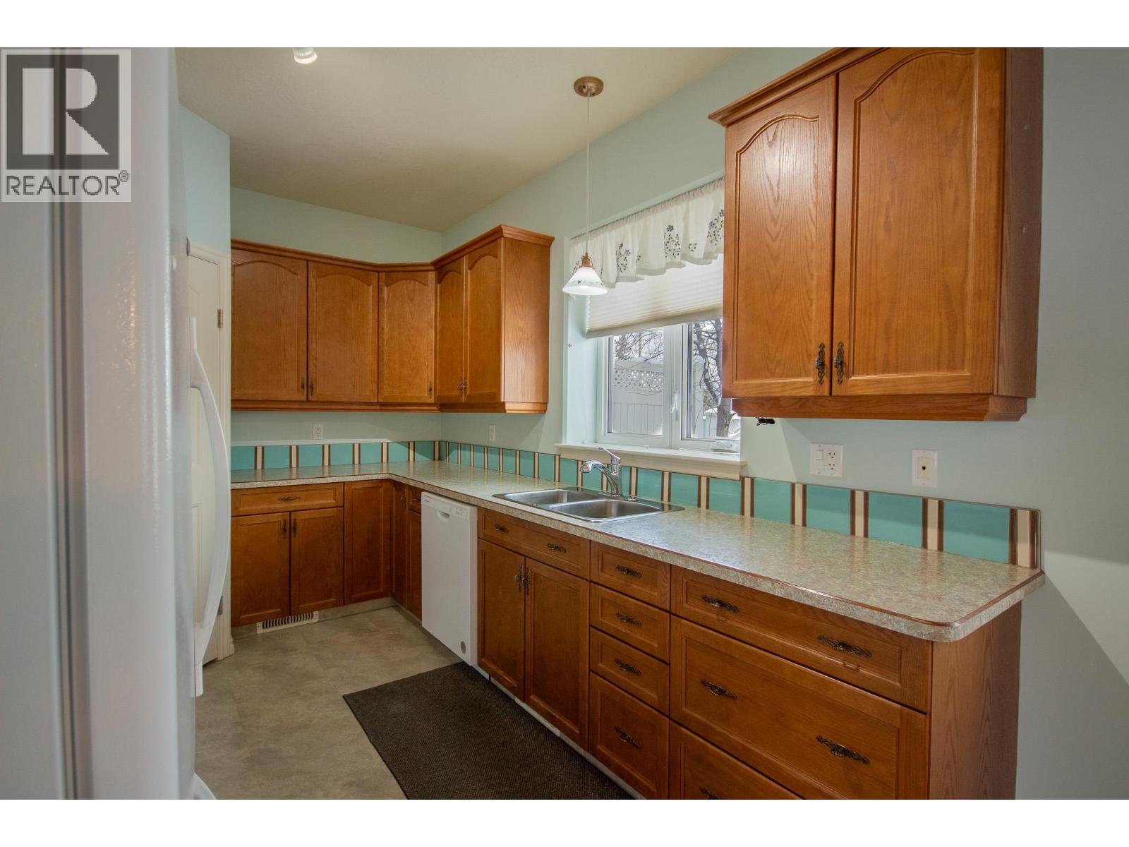11001 17 Street Unit# 1 Property Photo 3
