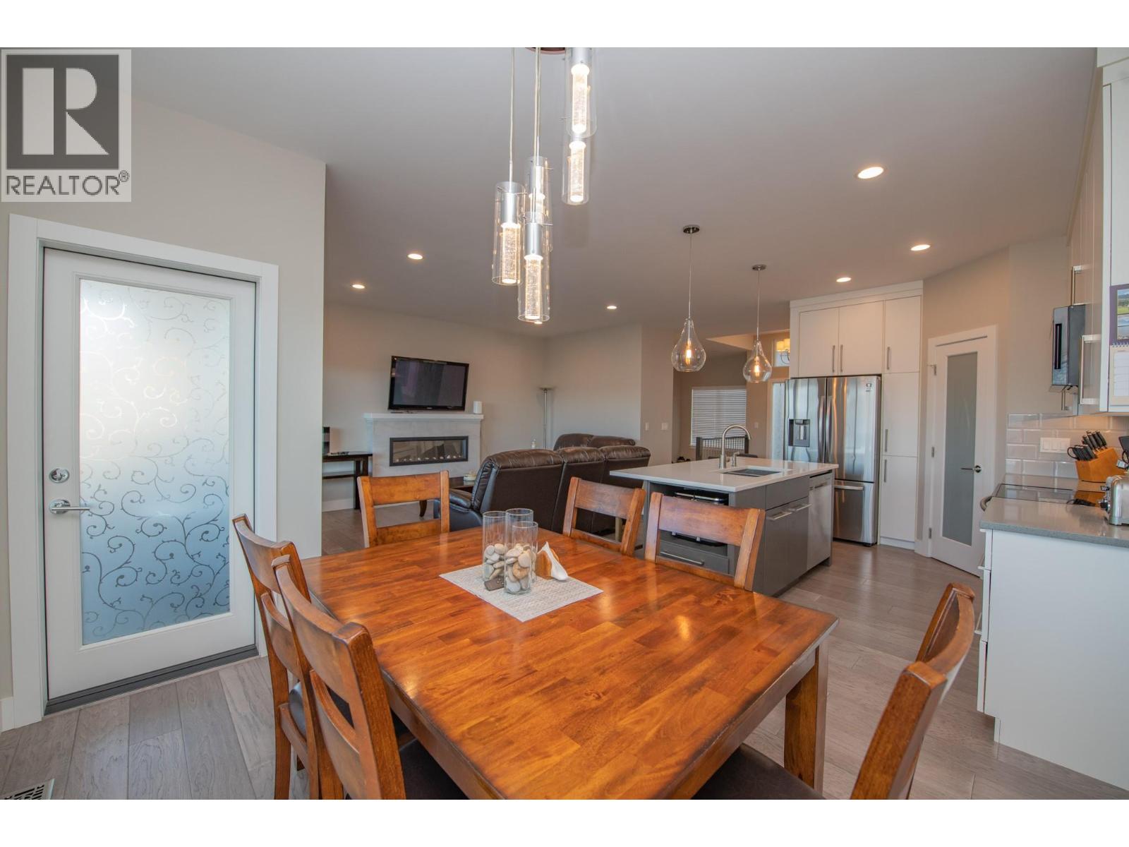 964 Mt Ida Drive Property Photo 14