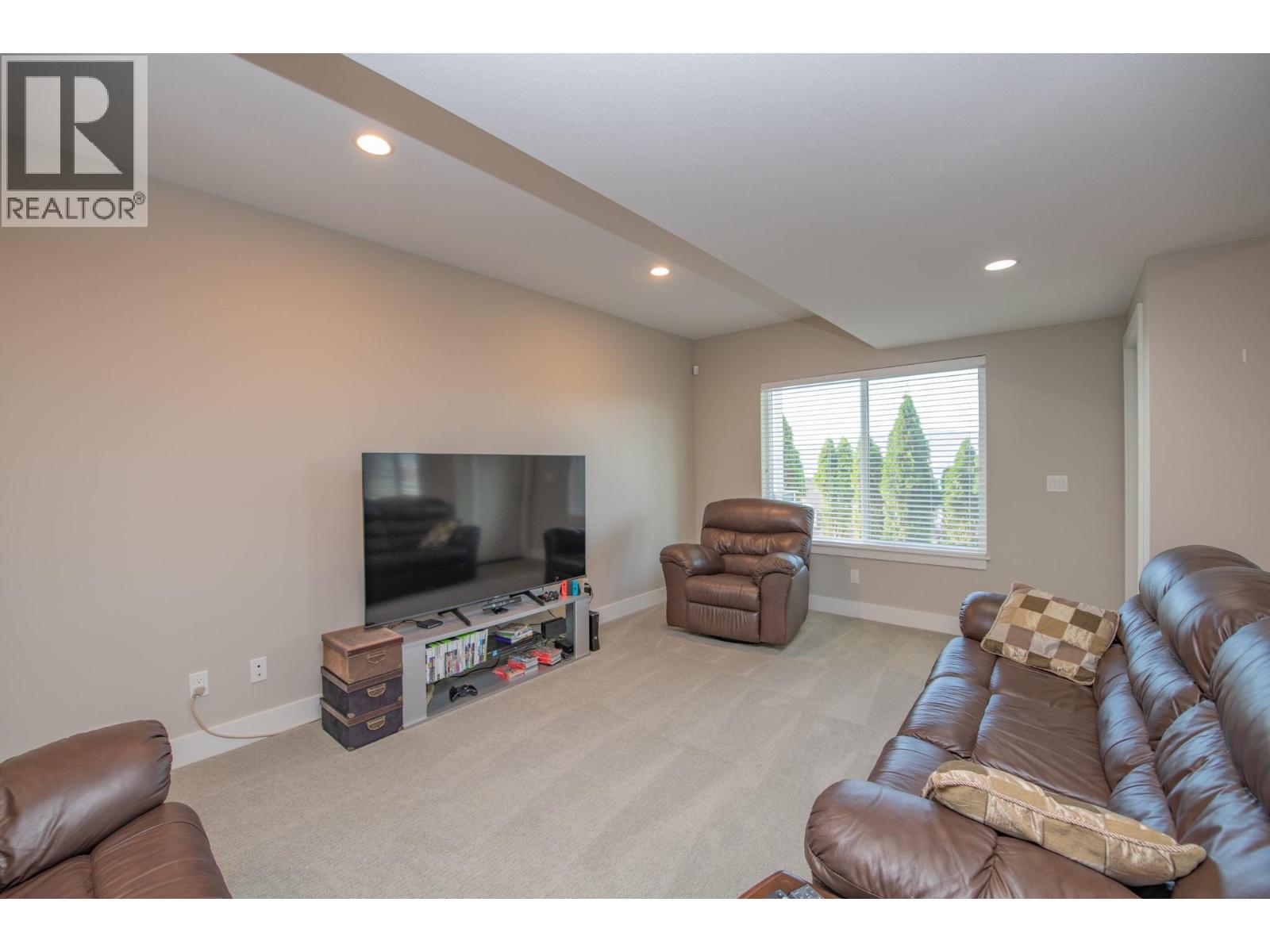 964 Mt Ida Drive Property Photo 34