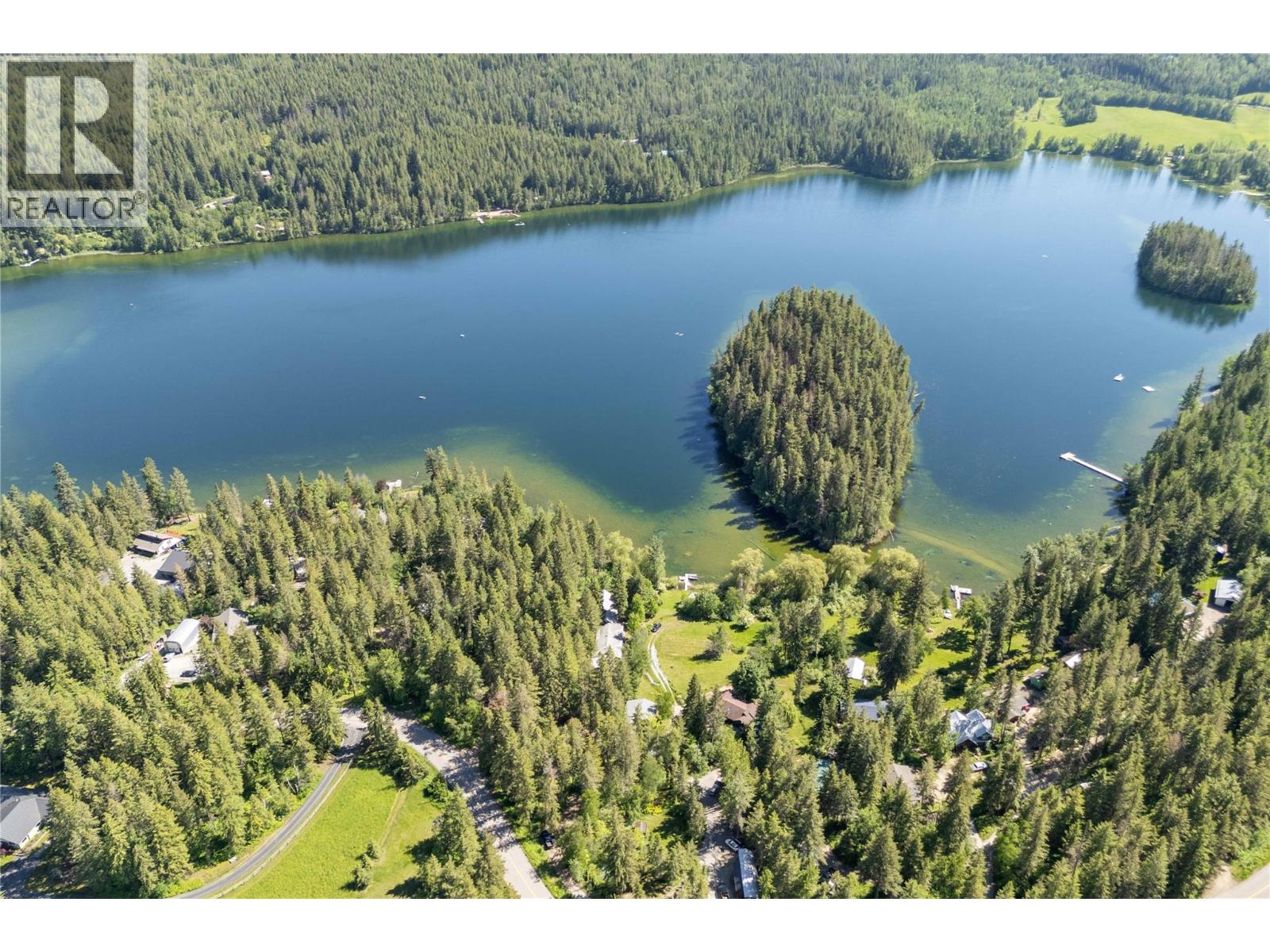769 & 771 Gardom Lake Road Property Photo 1