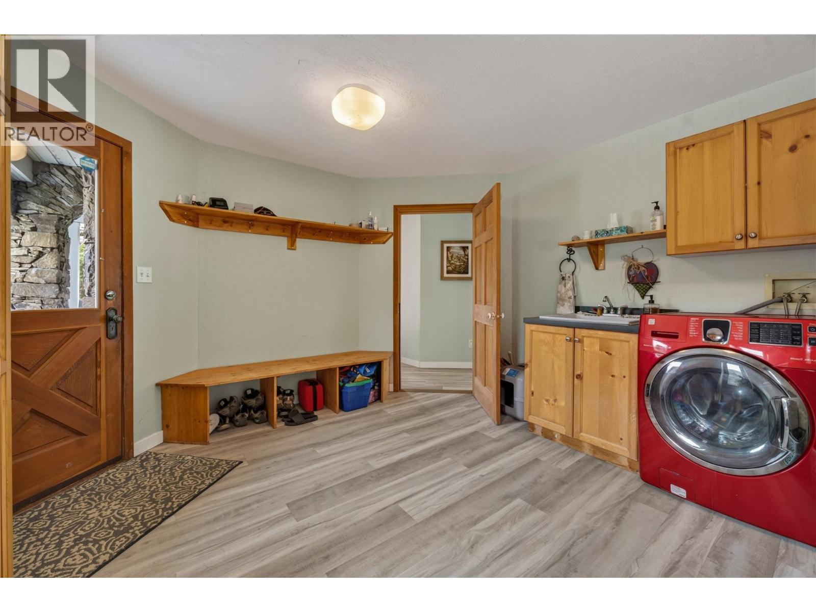 758 Mcmurray Road Property Photo 30