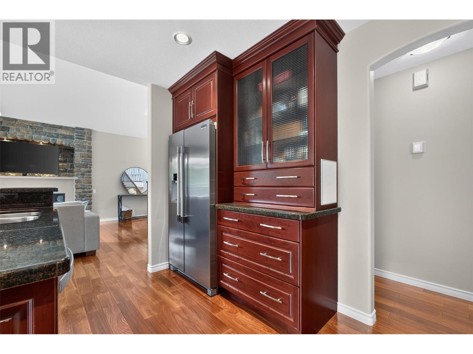 2512 Selkirk Drive Property Photo 11