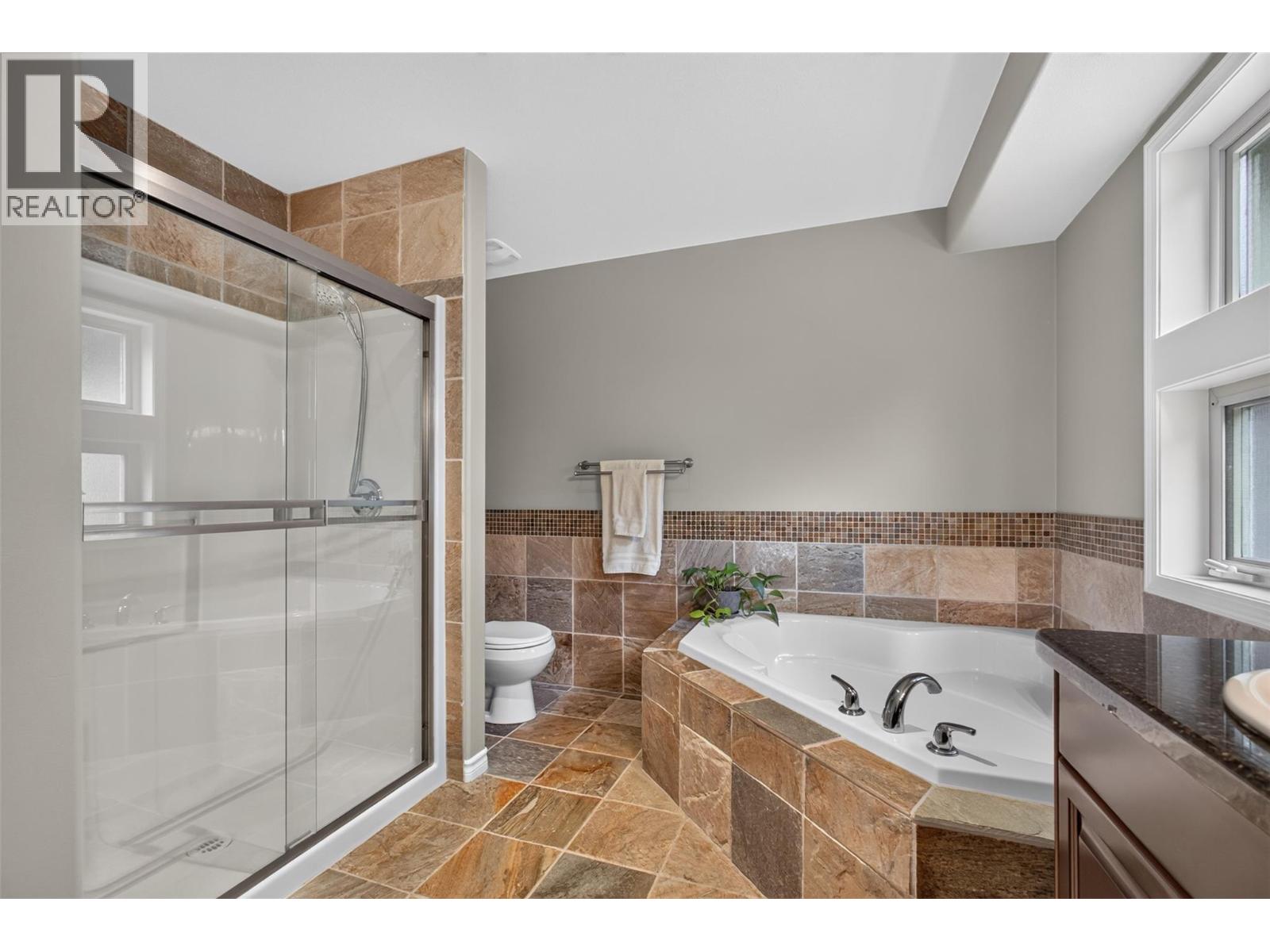 2512 Selkirk Drive Property Photo 30