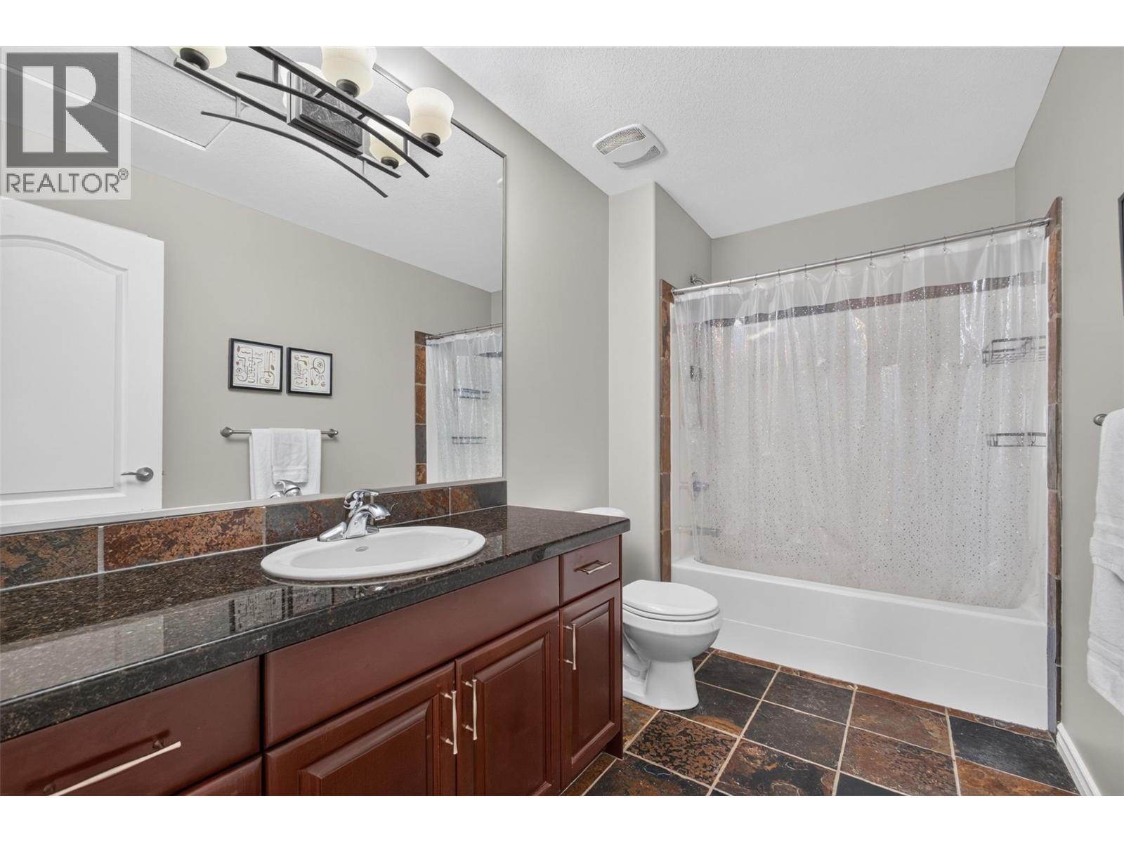 2512 Selkirk Drive Property Photo 33