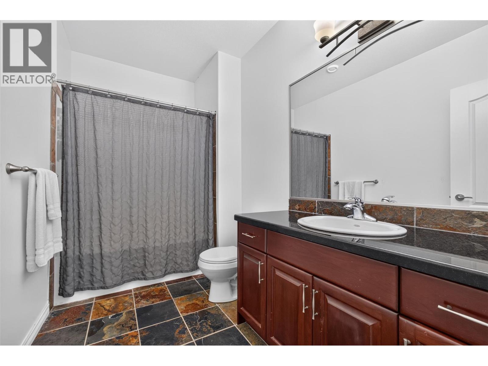 2512 Selkirk Drive Property Photo 42