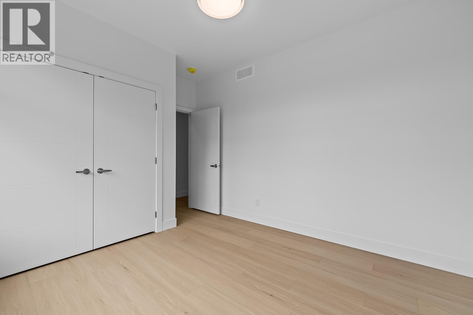 662 Birch Avenue Unit# 2 Property Photo 28