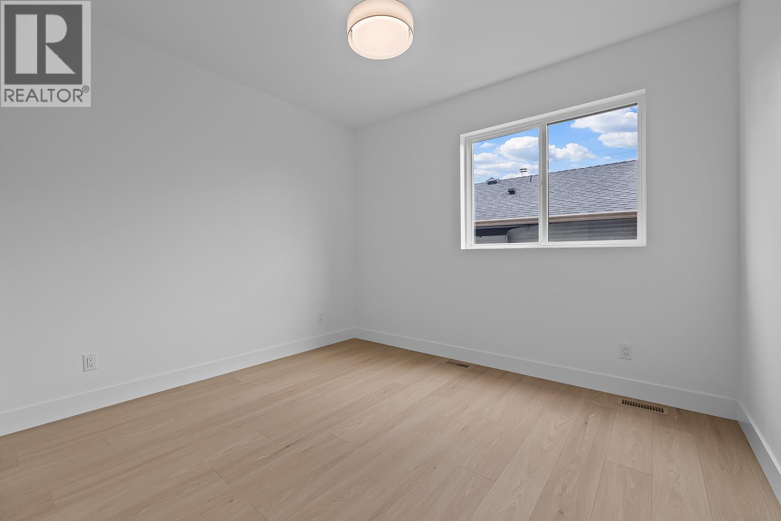 662 Birch Avenue Unit# 2 Property Photo 31