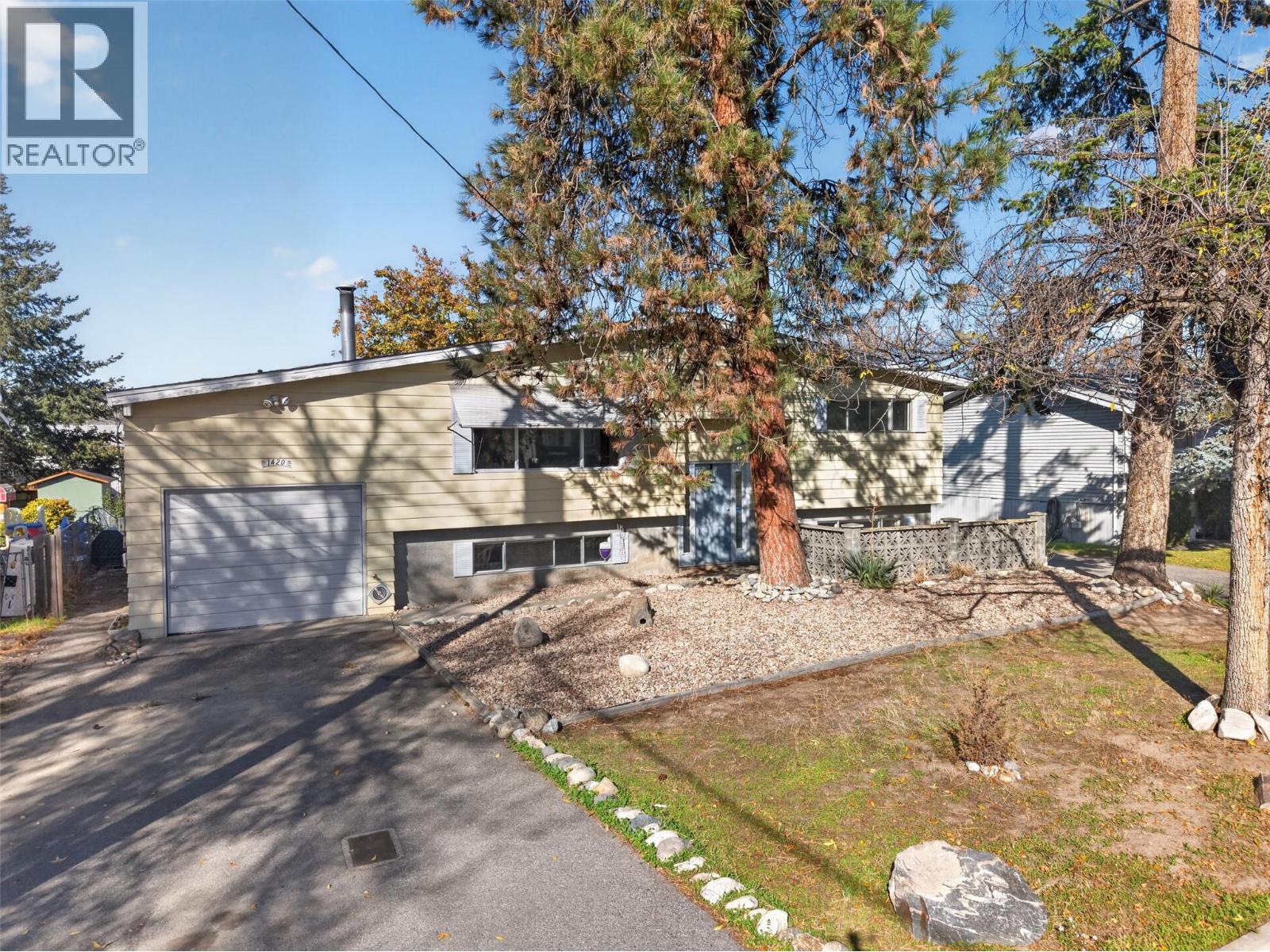 1420 Graham Road Property Photo 2